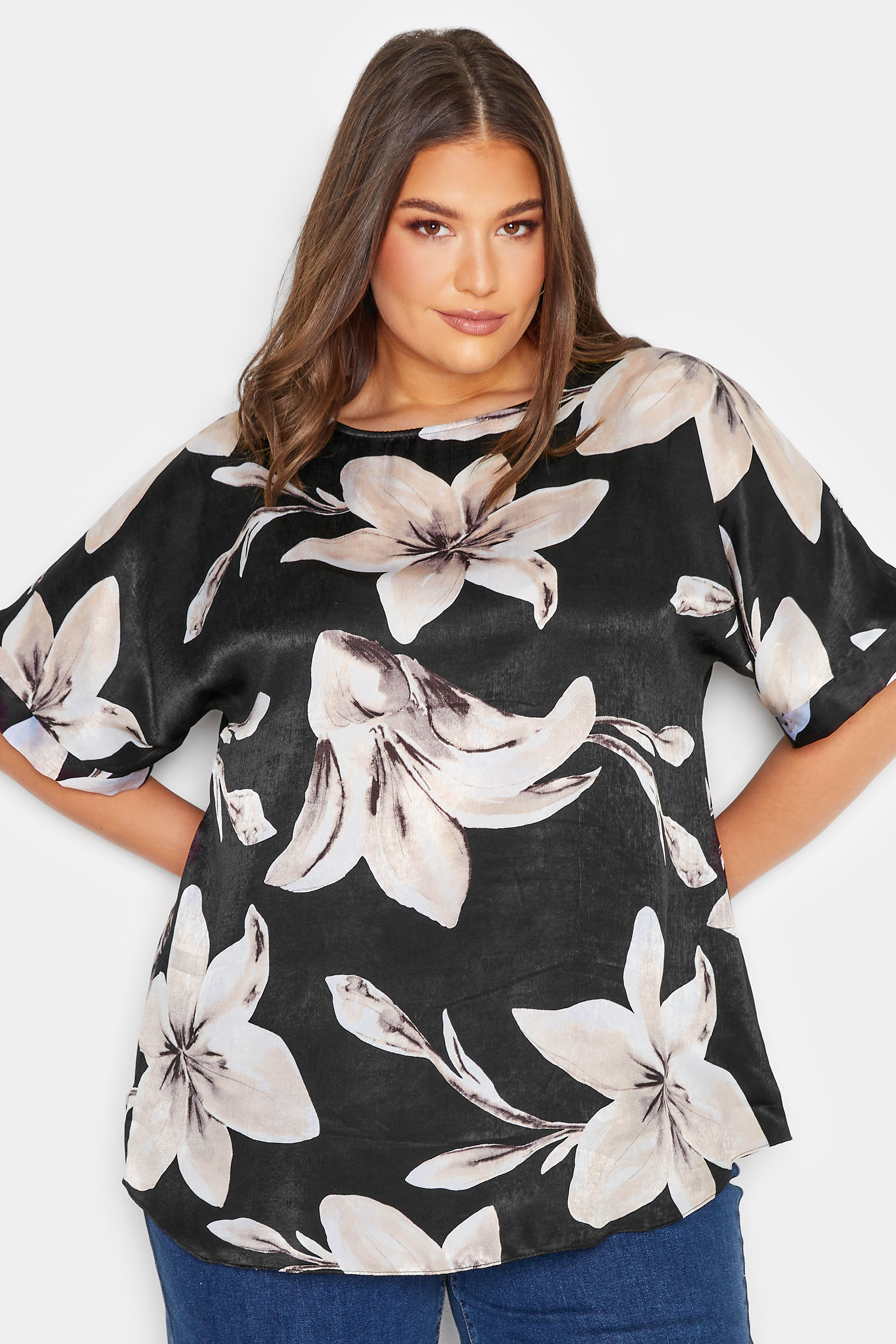 YOURS Plus Size Black Floral Print Keyhole Back Blouse | Yours Clothing 1