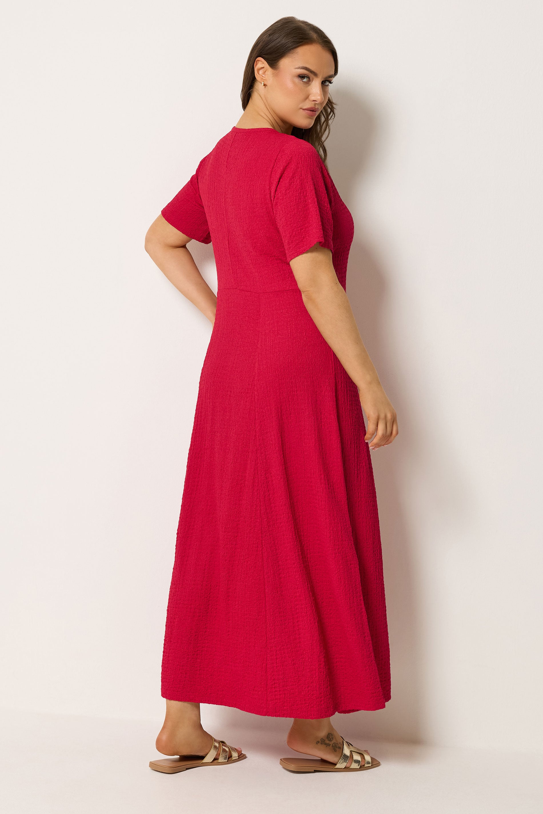 YOURS Plus Size Red Textured V-Neckline Maxi Dress | Yours Clothing 2