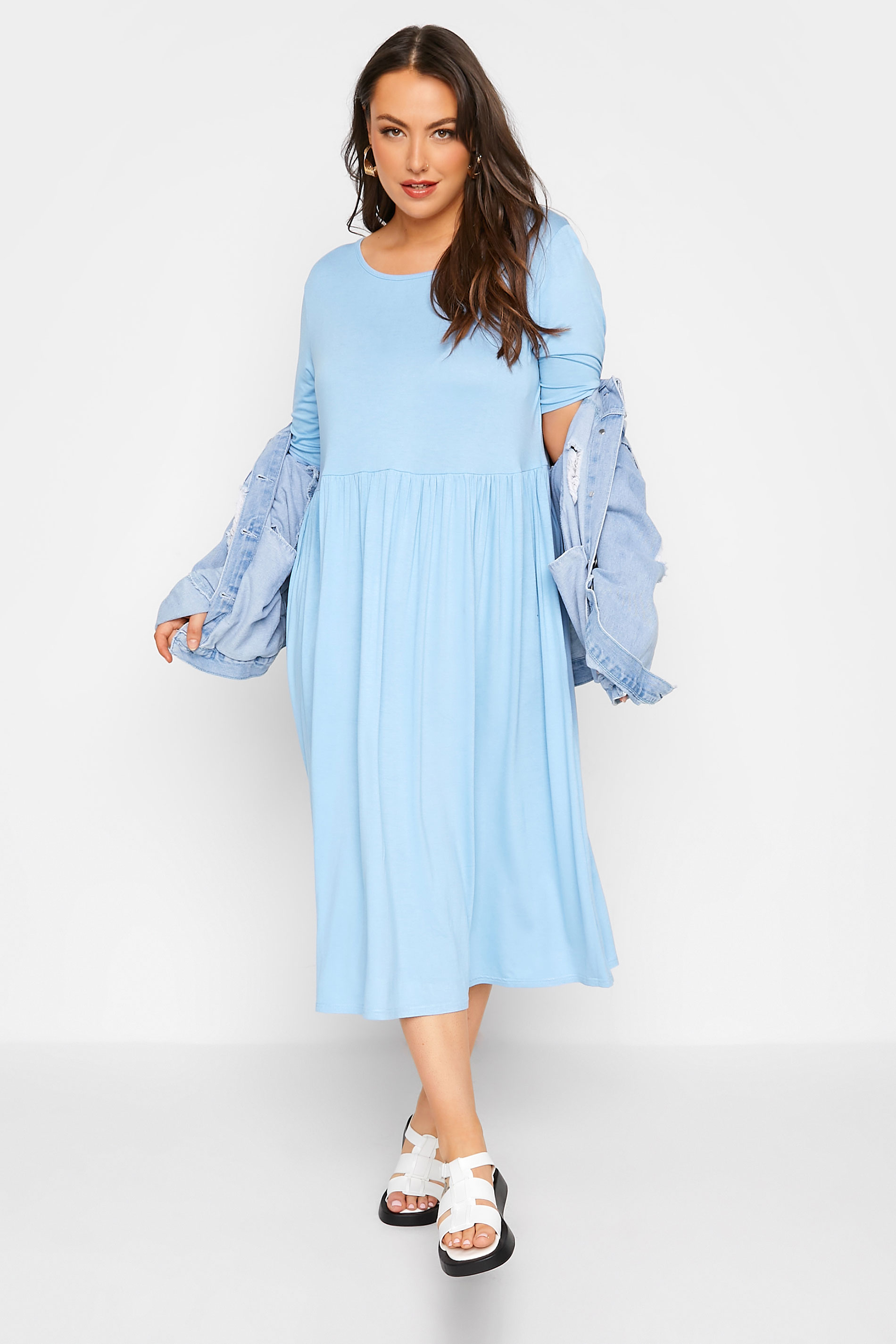 Robes Grande Taille Grande taille  Robes Smocké | LIMITED COLLECTION - Robe Midi Bleue Ciel Design Uni - FS30184