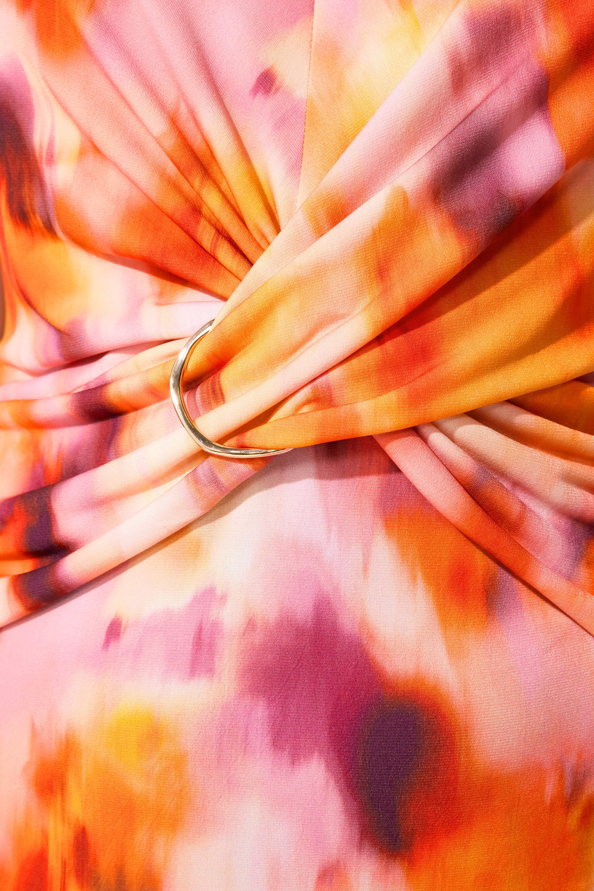 YOURS LONDON Plus Size Orange Abstract Twist Buckle Top | Yours Clothing 4