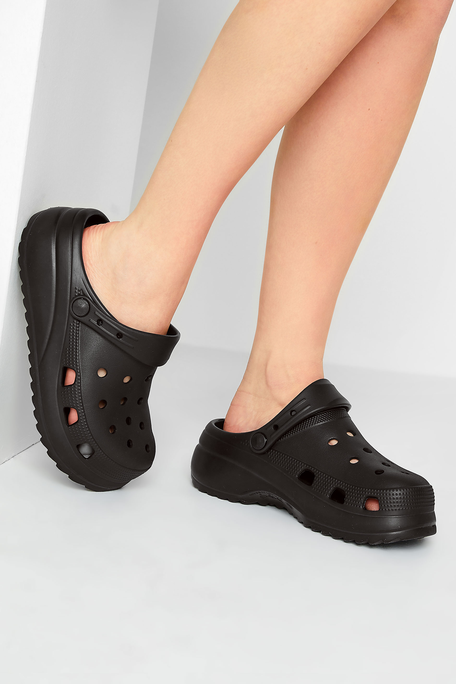 PixieGirl Black Platform Clog Sandal In Standard Fit | PixieGirl 1