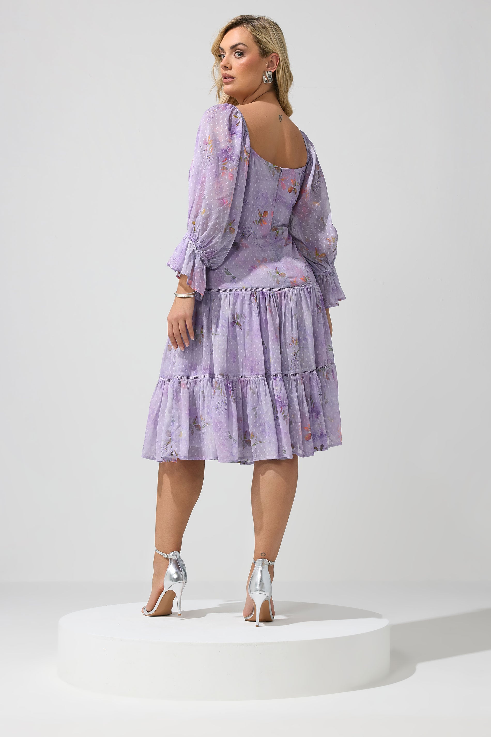 YOURS LONDON Plus Size Purple Floral Dobby Dress | Yours Clothing 2