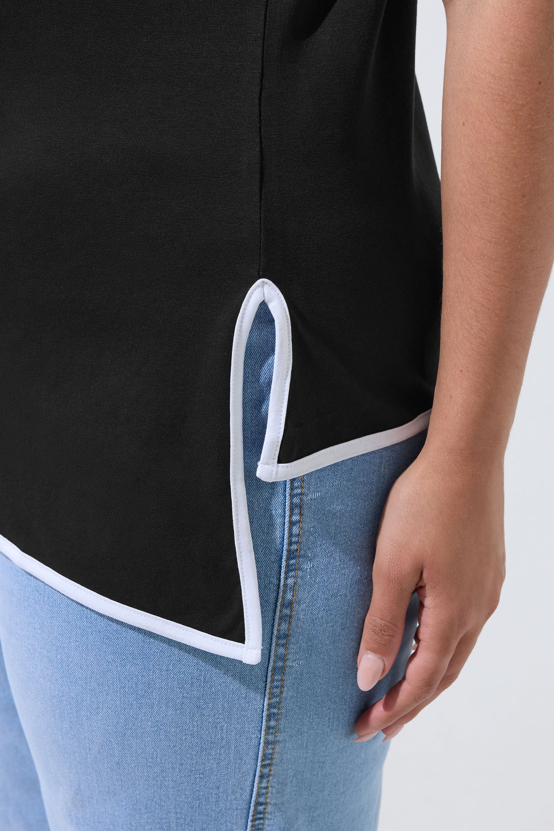 LIMITED COLLECTION Plus Size Black Contrast Trim Top | Yours Clothing 4