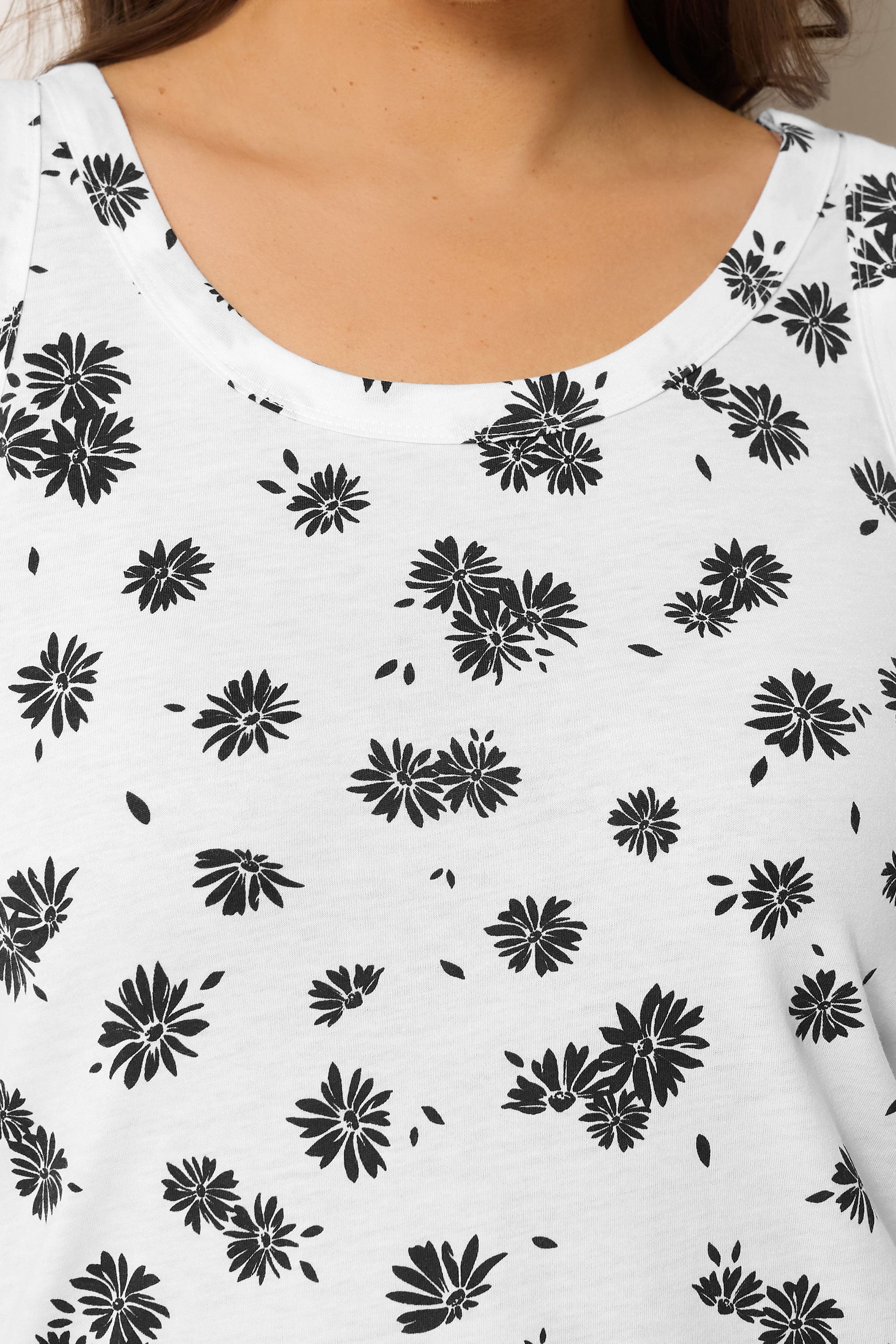 YOURS Plus Size White Daisy Print Vest Top | Yours Clothing 4