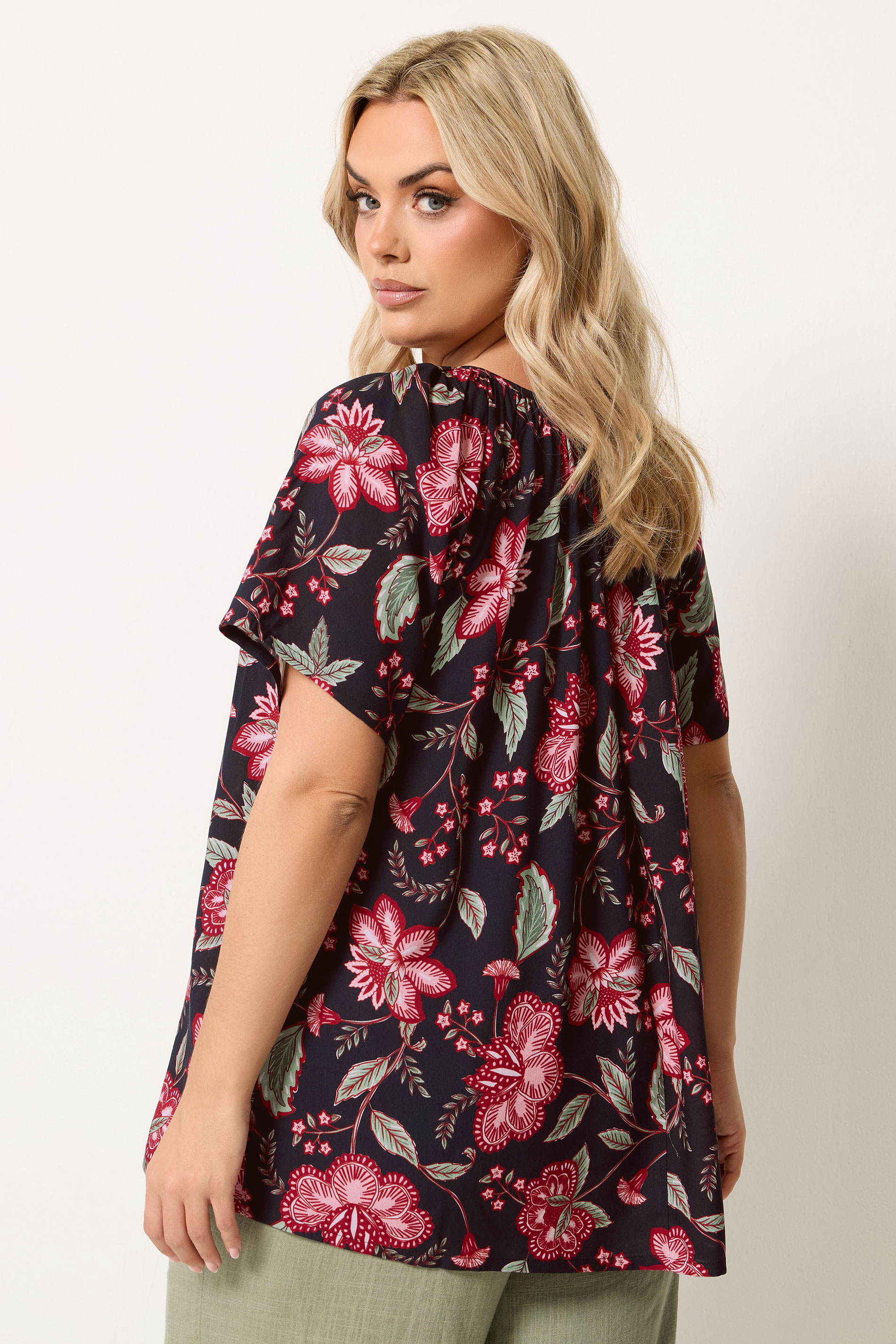 YOURS Plus Size Black Floral Pintuck Blouse | Yours Clothing 2