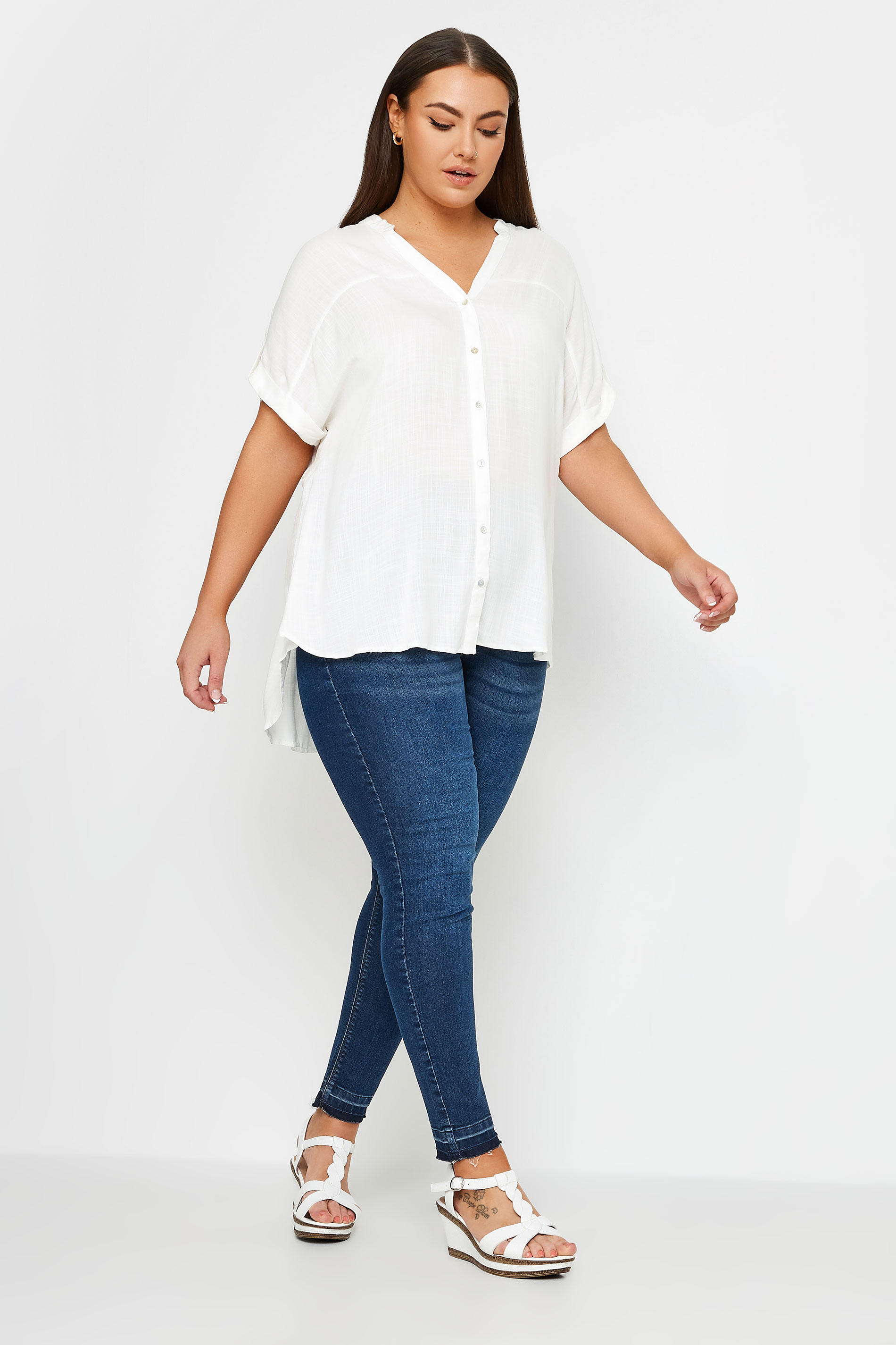 YOURS Plus Size White Button Short Sleeve Shirt | Yours Clothing 2