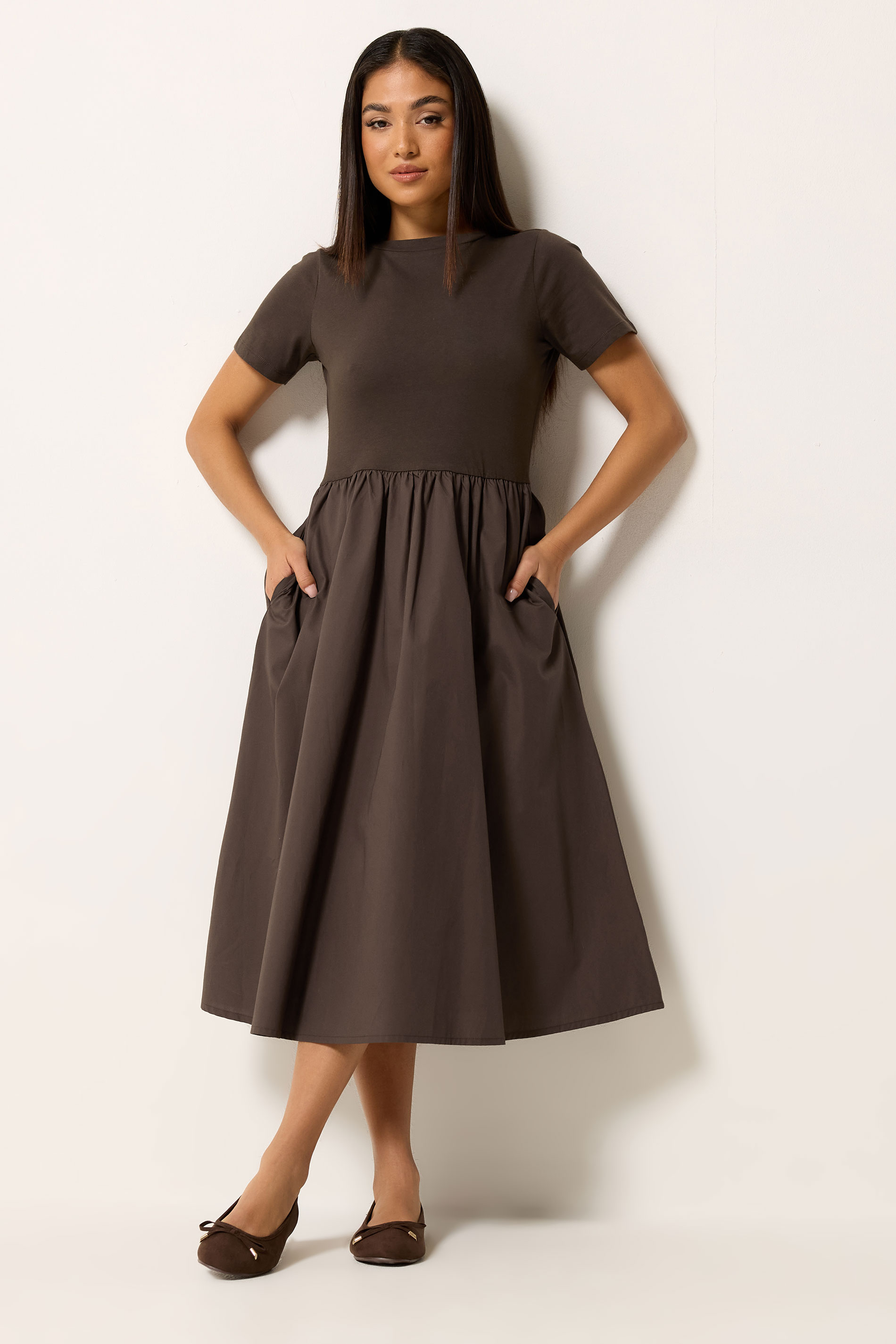M&Co Petite Chocolate Brown Short Sleeve Cotton Midi Dress | M&Co 3