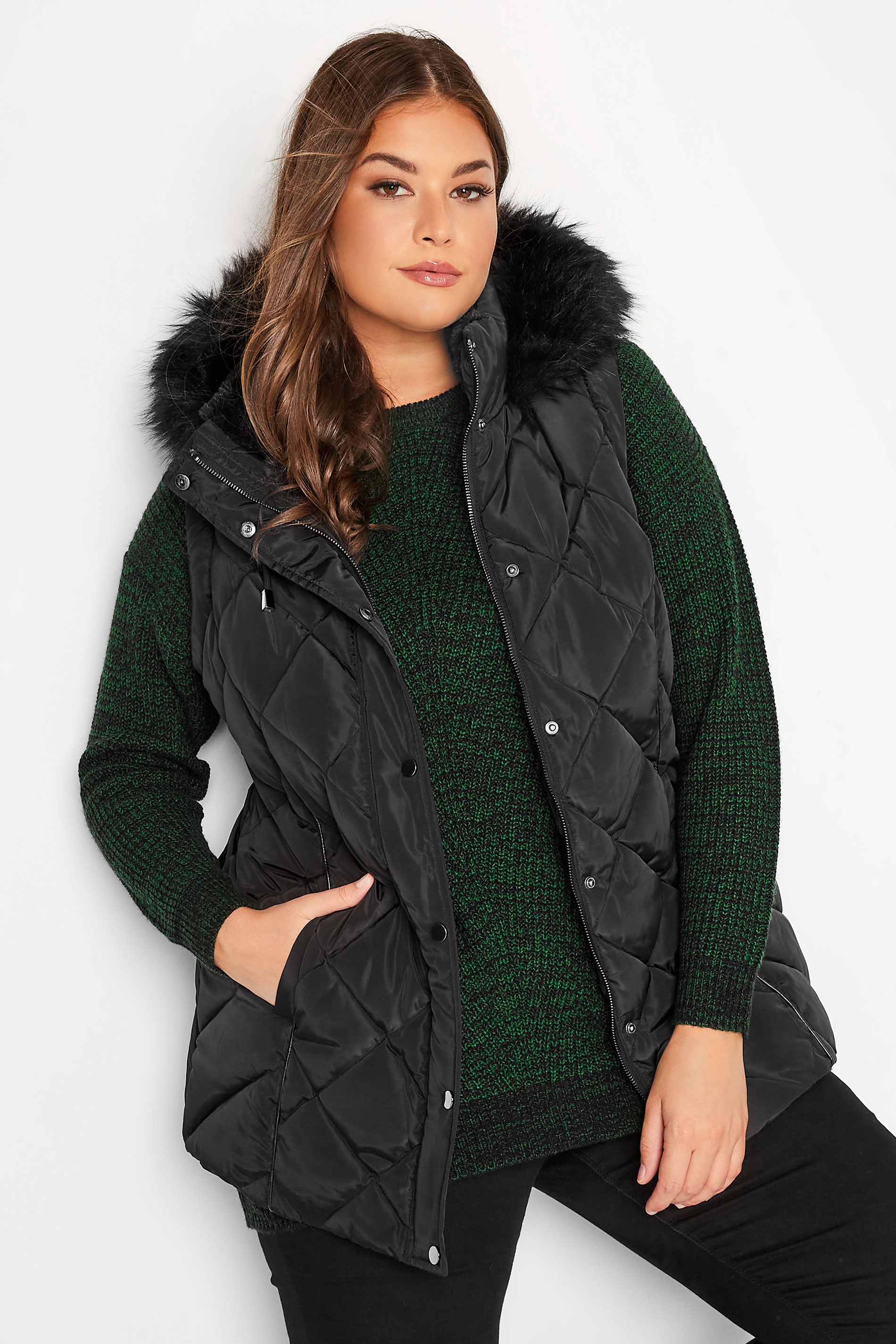 Curve Black Diamond Quilted Gilet 1