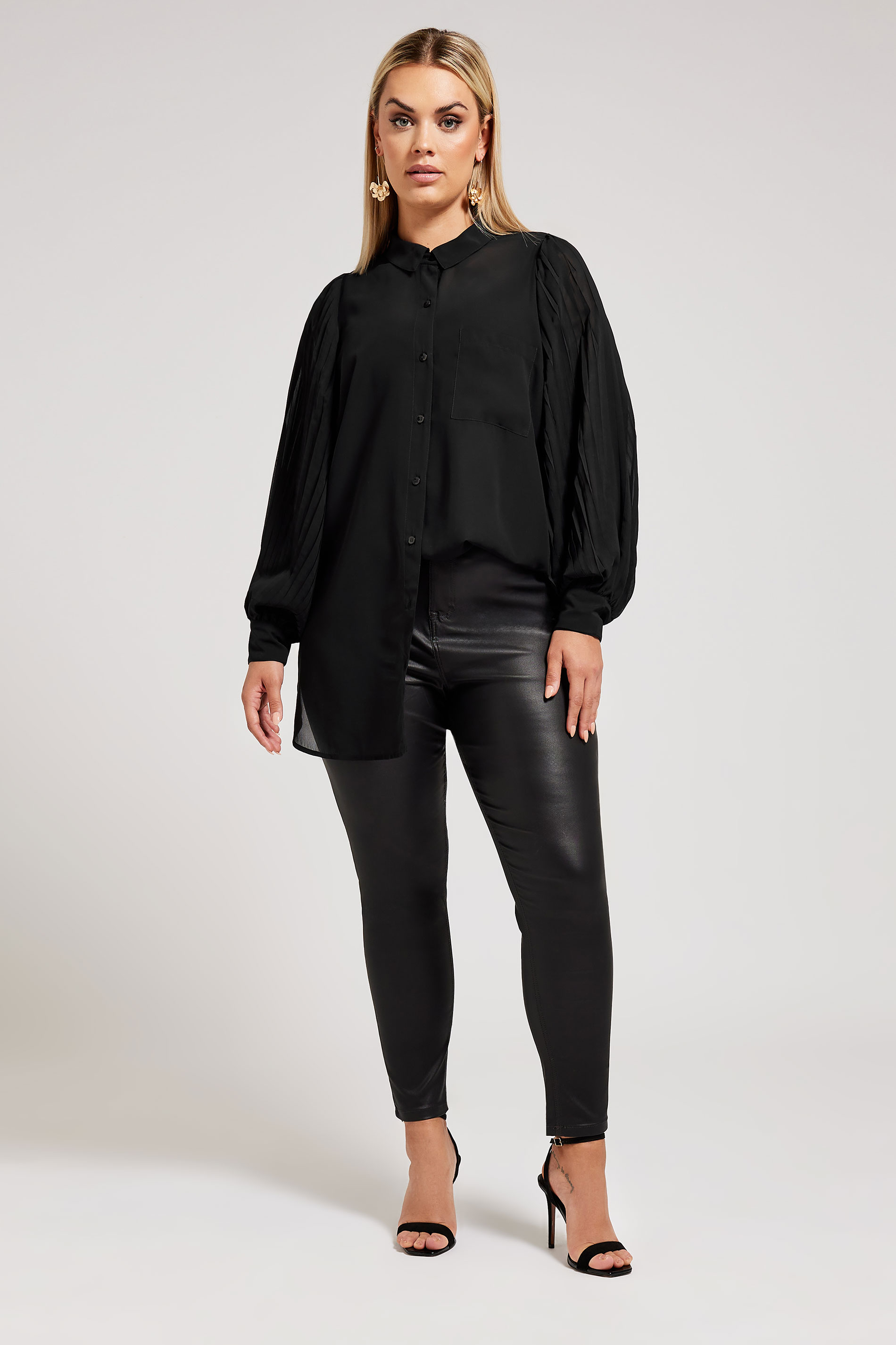 YOURS LONDON Plus Size Black Long Pleat Sleeve Shirt | Yours Clothing 2