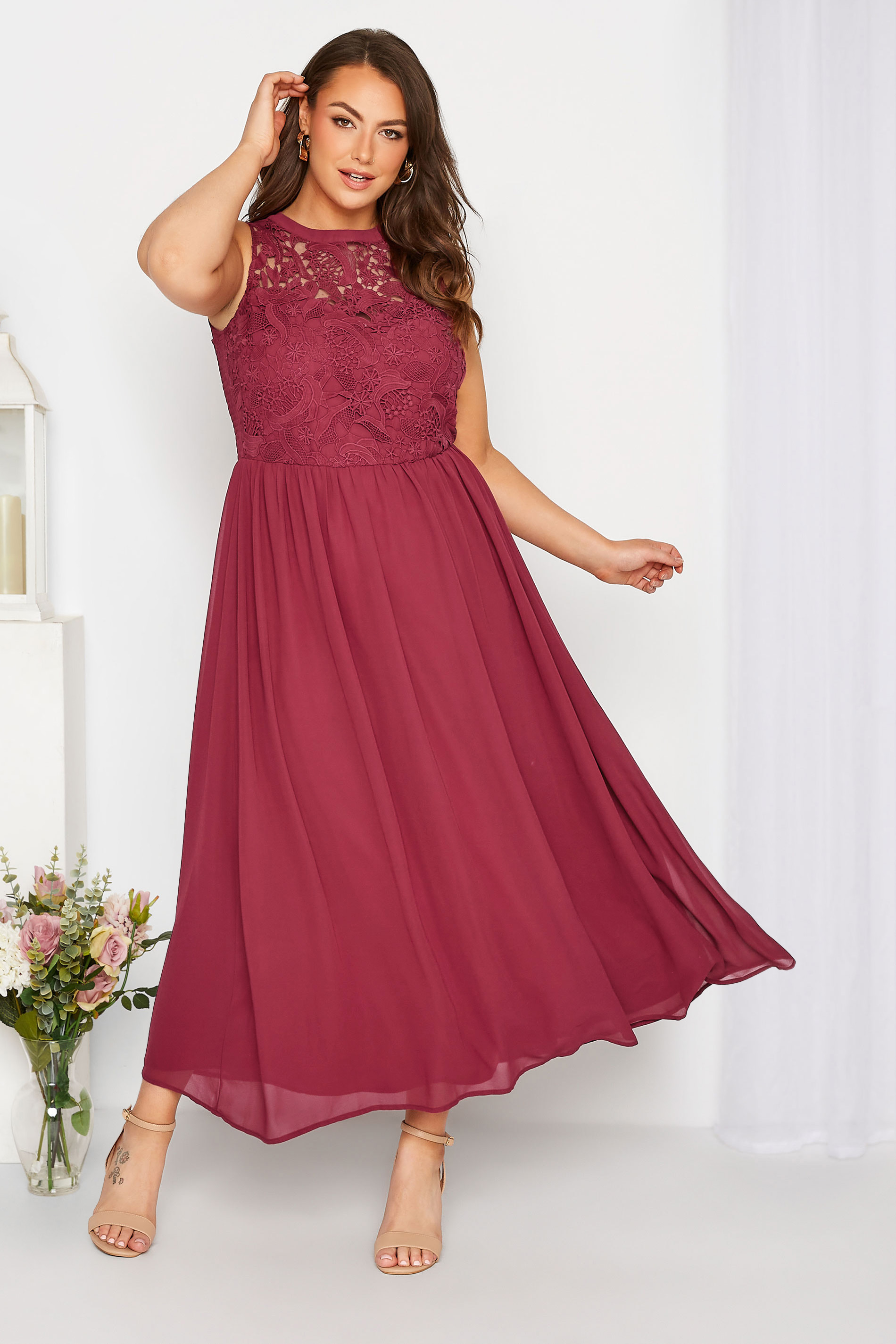 Plus Size YOURS LONDON Curve Burgundy Red Lace Front Chiffon Maxi Dress | Yours Clothing  2