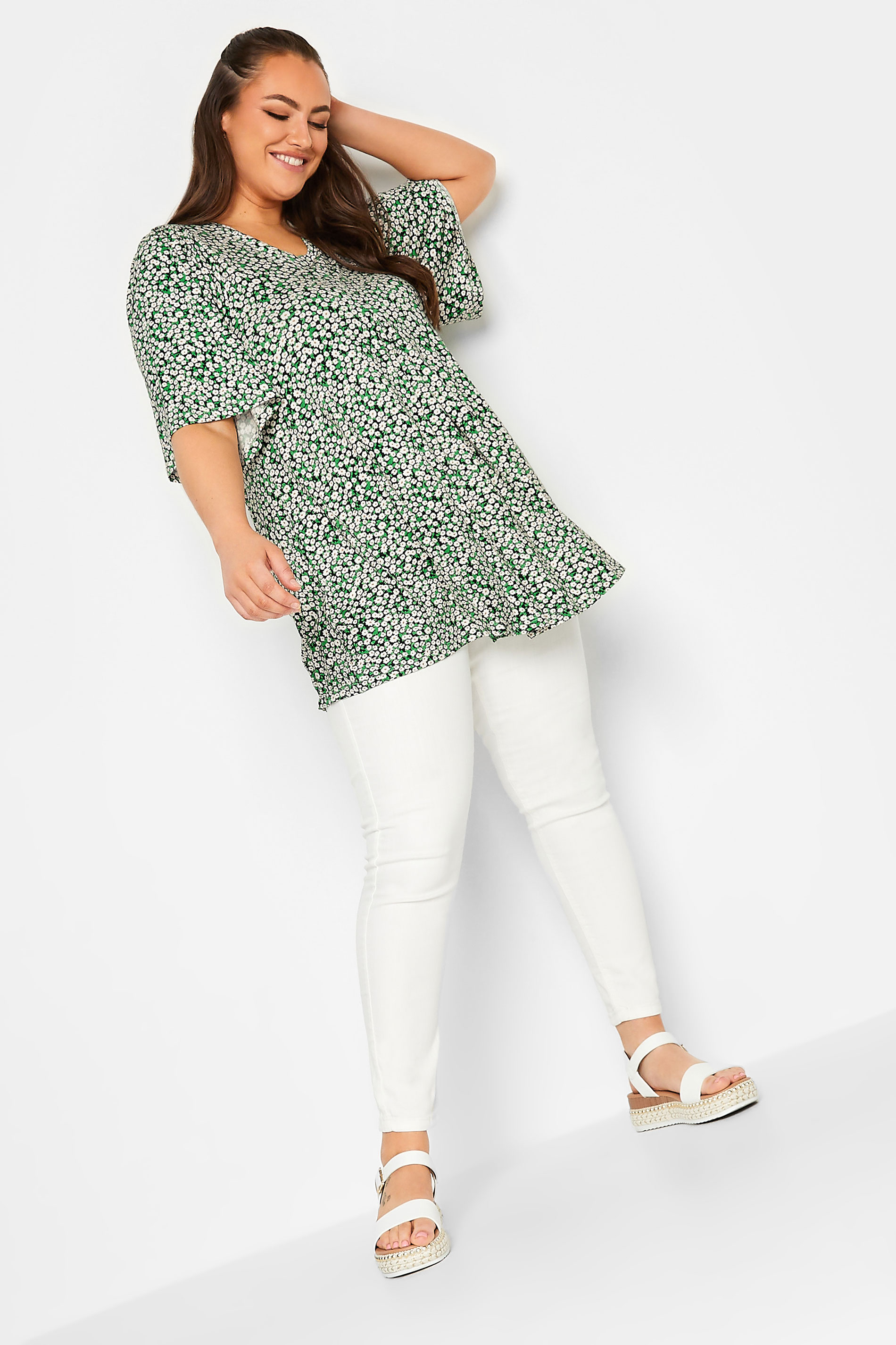 YOURS Curve Plus Size Green Floral Ditsy Print Top | Yours Clothing  2