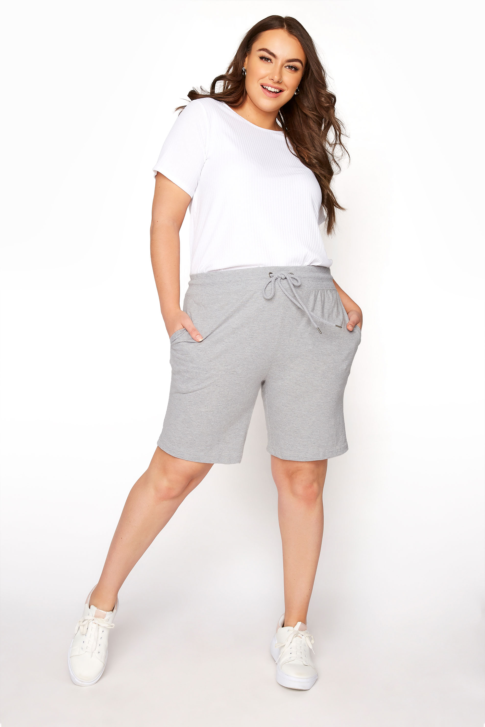 Grande taille  Shorts Grande Taille Grande taille  Shorts à la mode | Short Gris Style Jogging - CQ80325