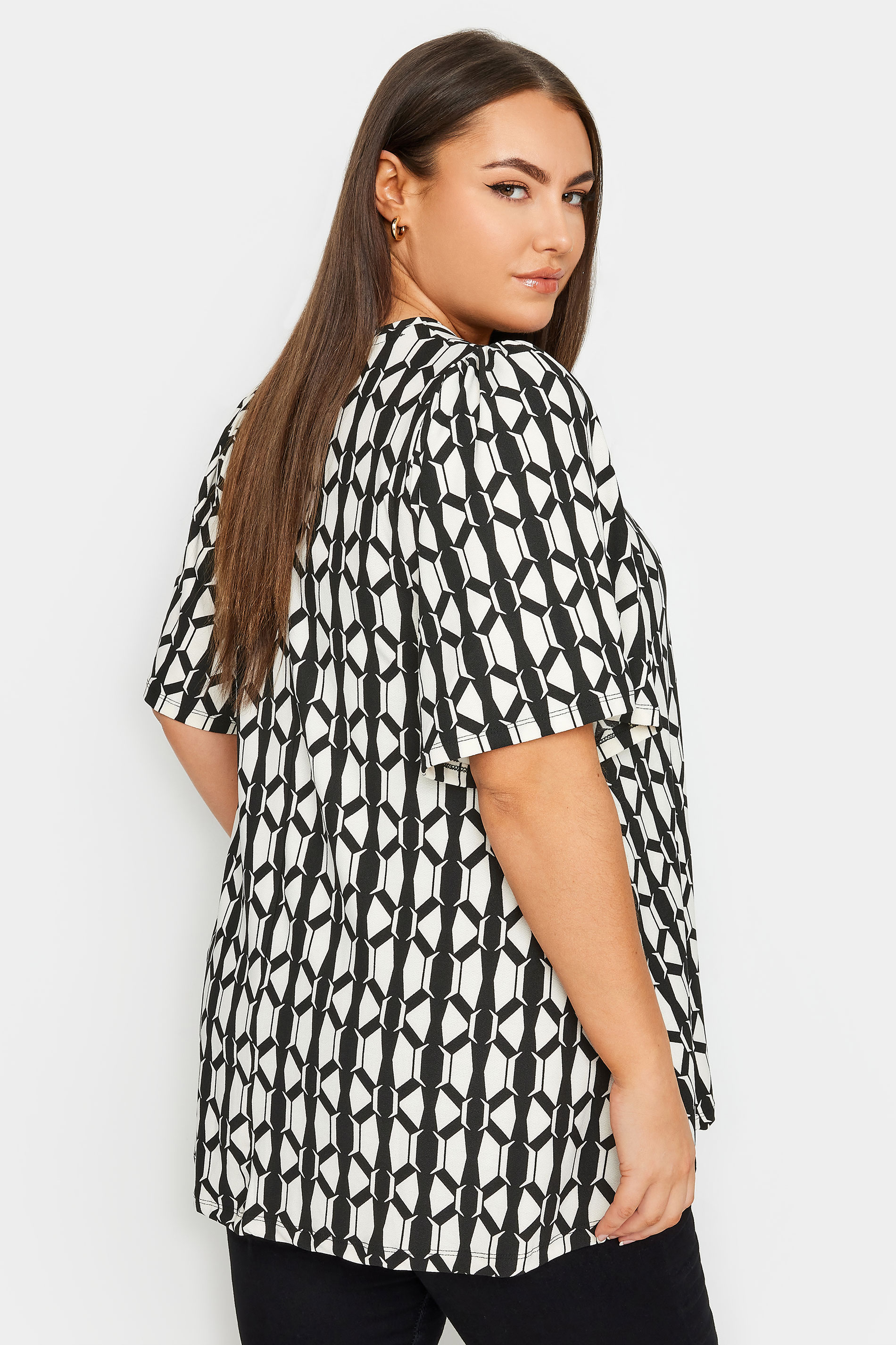 YOURS Plus Size Black Geometric Print Pleat Front Top | Yours Clothing 3