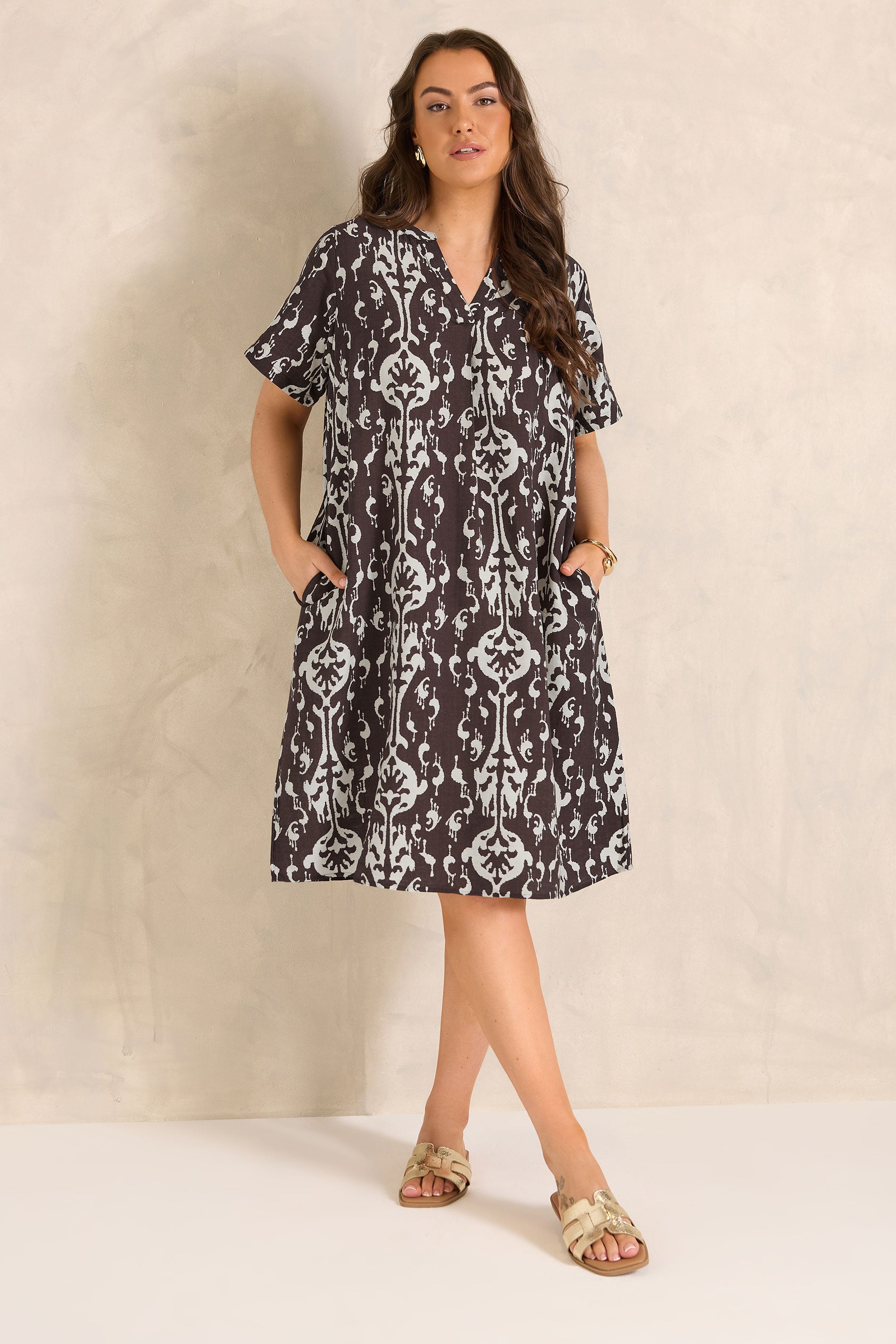EVANS Plus Size Chocolate Brown Abstract Print Midi Shift Dress | Evans  3