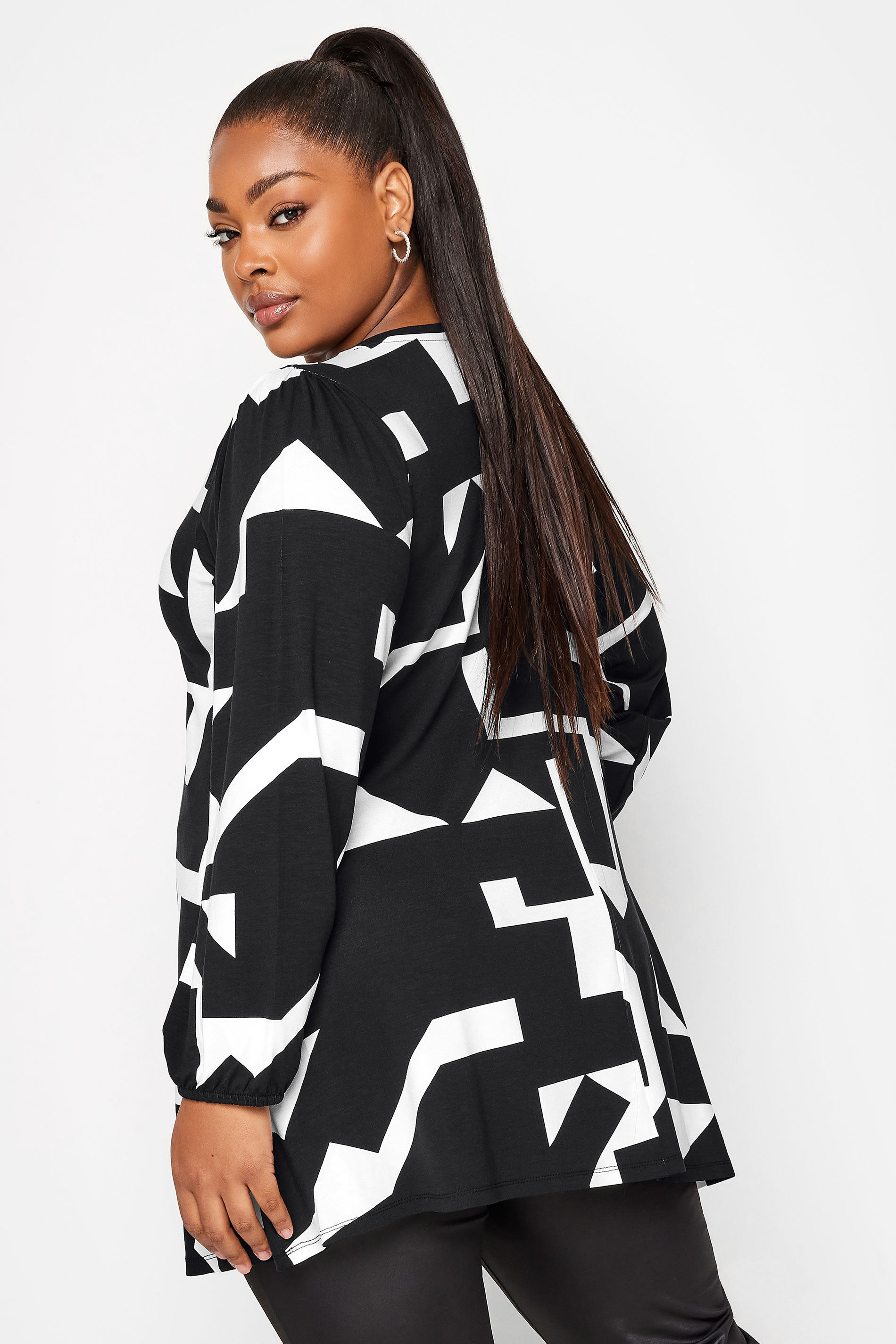 YOURS Plus Size Black Abstract Print Pleat Front Top | Yours Clothing 3