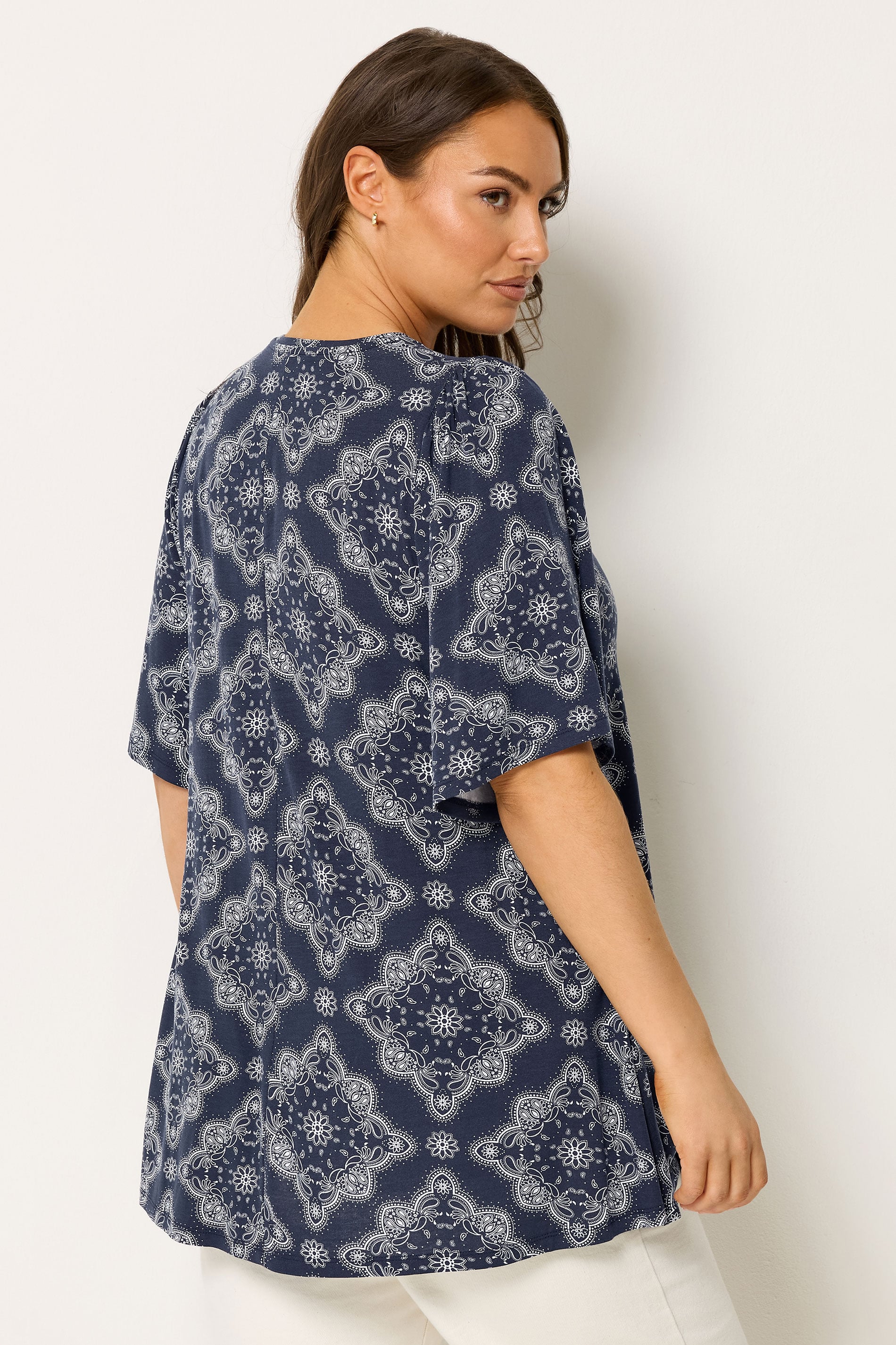 YOURS Plus Size Navy Blue Paisley Print Pleat Front Angel Sleeve Top 2