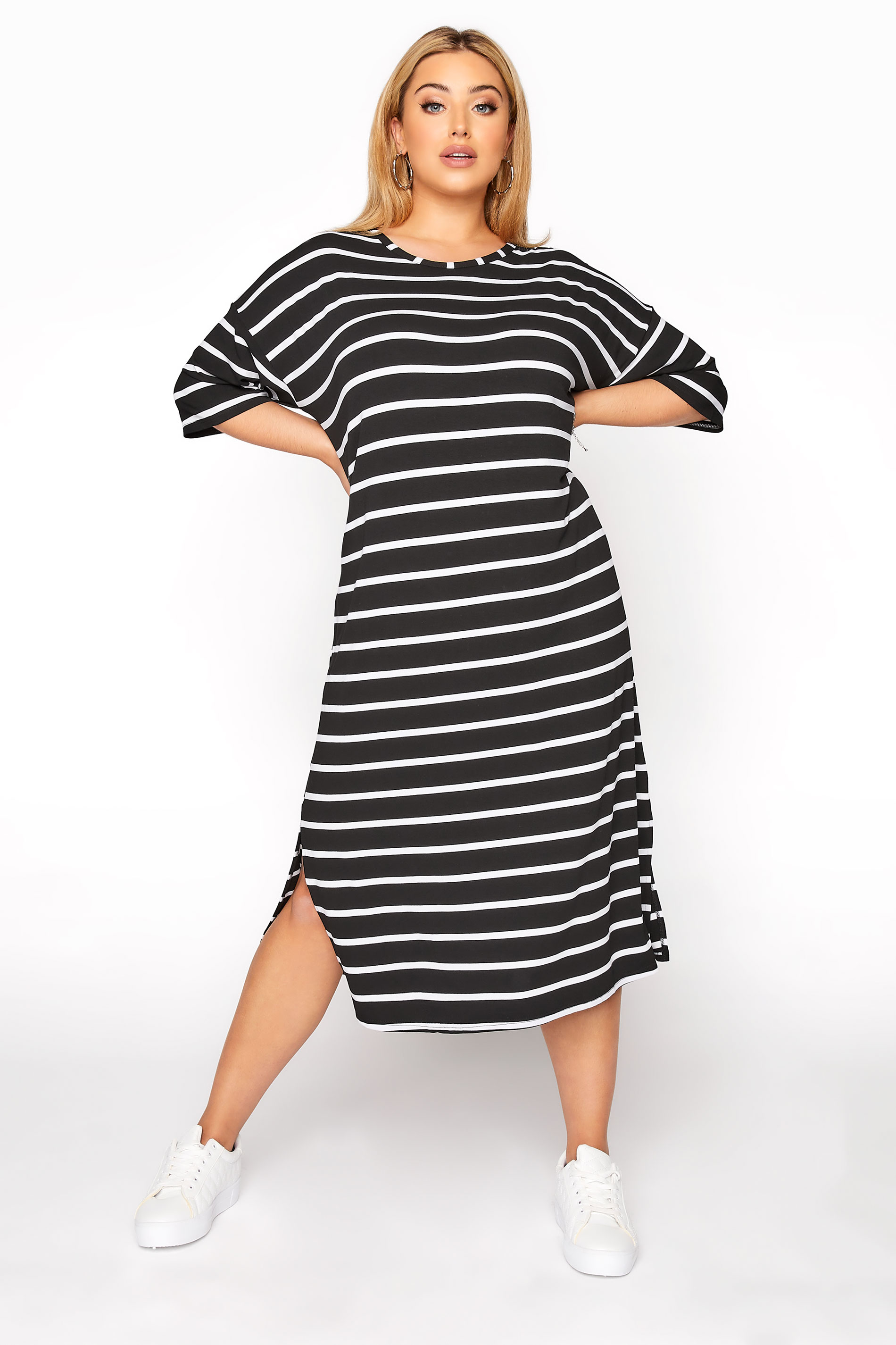 Black & White Striped Oversized T-Shirt Dress_A.jpg