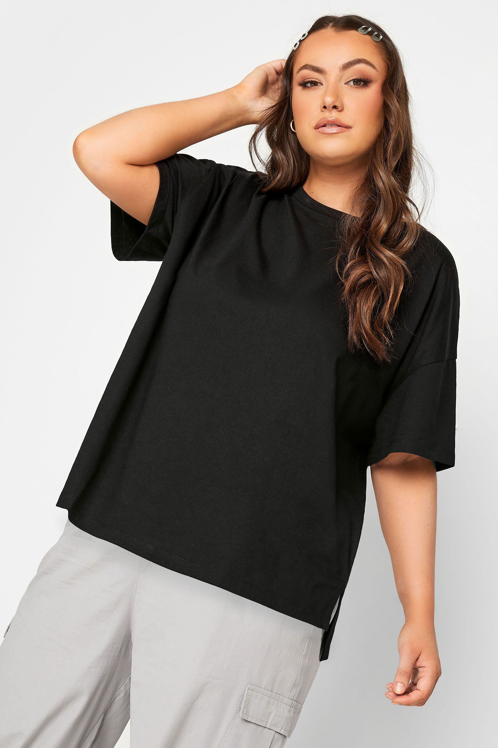 YOURS Plus Size Black Step Hem T-Shirt | Yours Clothing 1