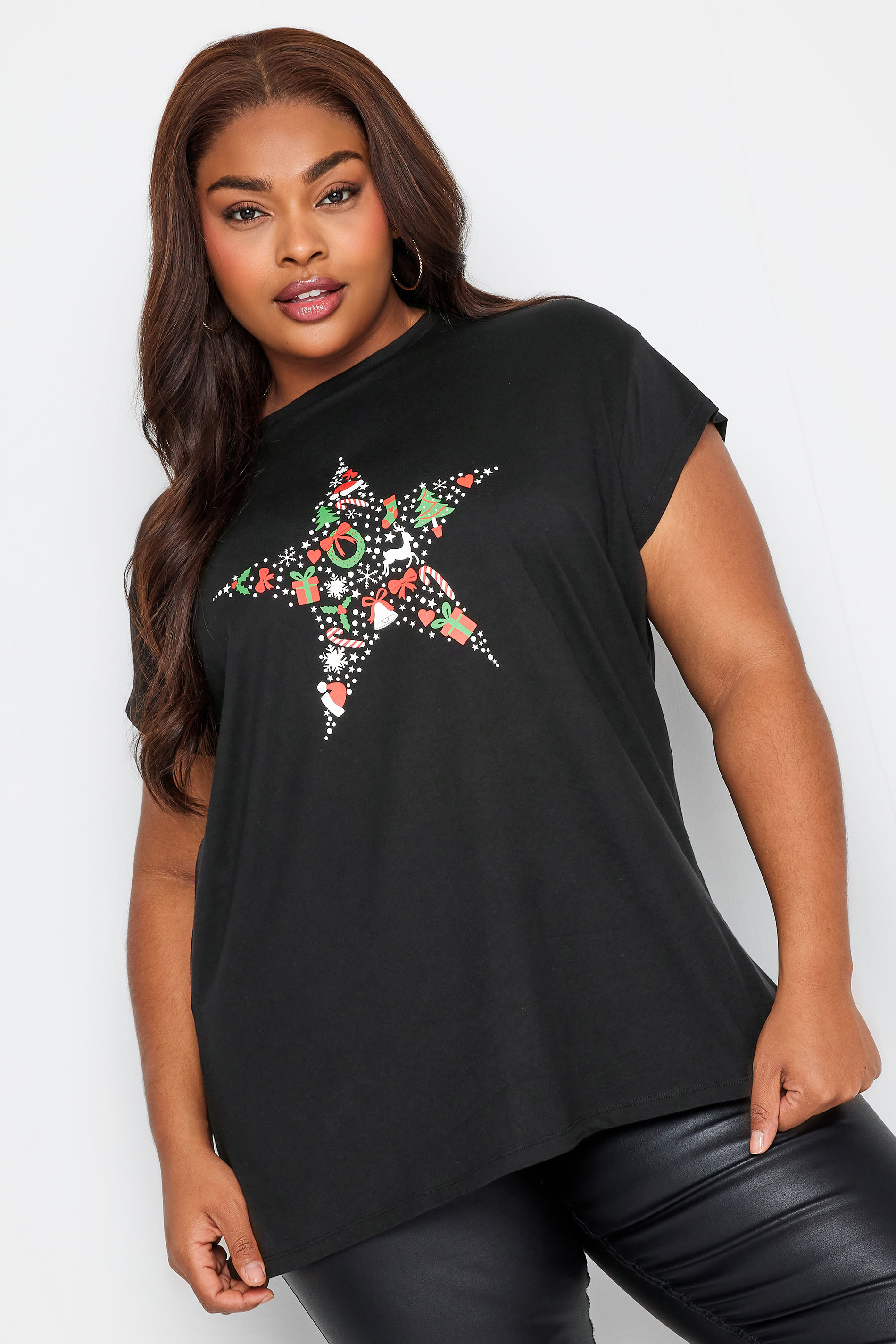 LIMITED COLLECTION Plus Size Curve Black Christmas Star Print T-Shirt | Yours Clothing  1