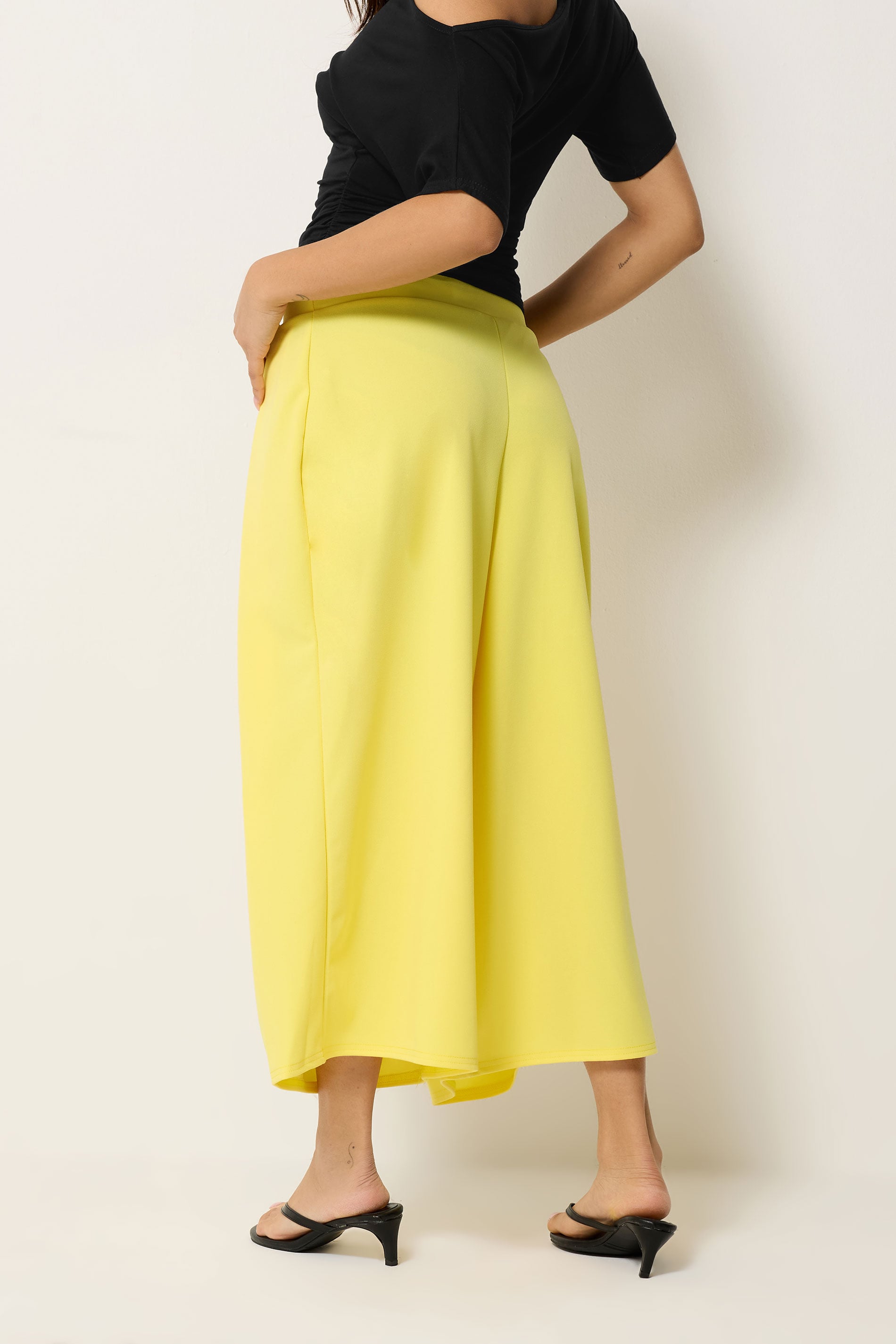 PixieGirl Petite Women's Yellow Pleated Cropped Wide Leg Trousers | PixieGirl  2