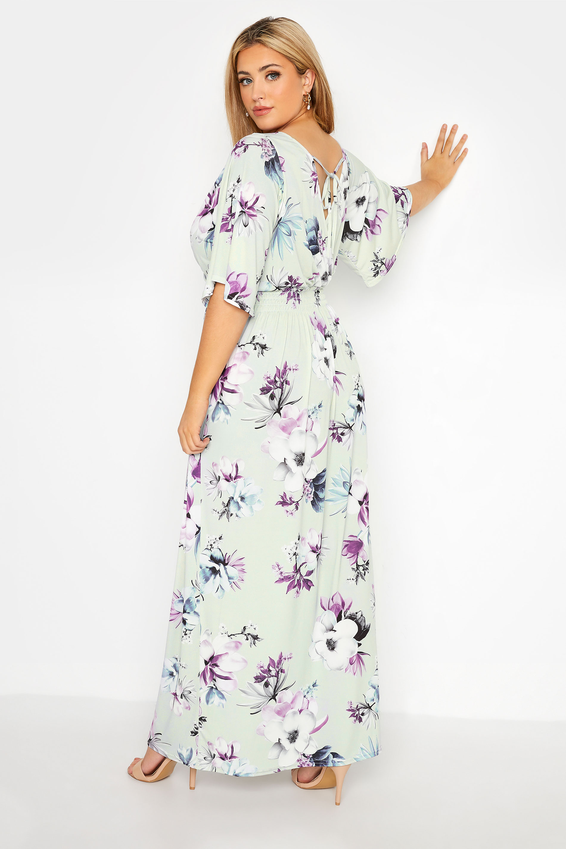 Robes Grande Taille Grande taille  Robes Longues | YOURS LONDON - Robe Cache-Coeur Floral Verte Pastel Maxi - HI29691