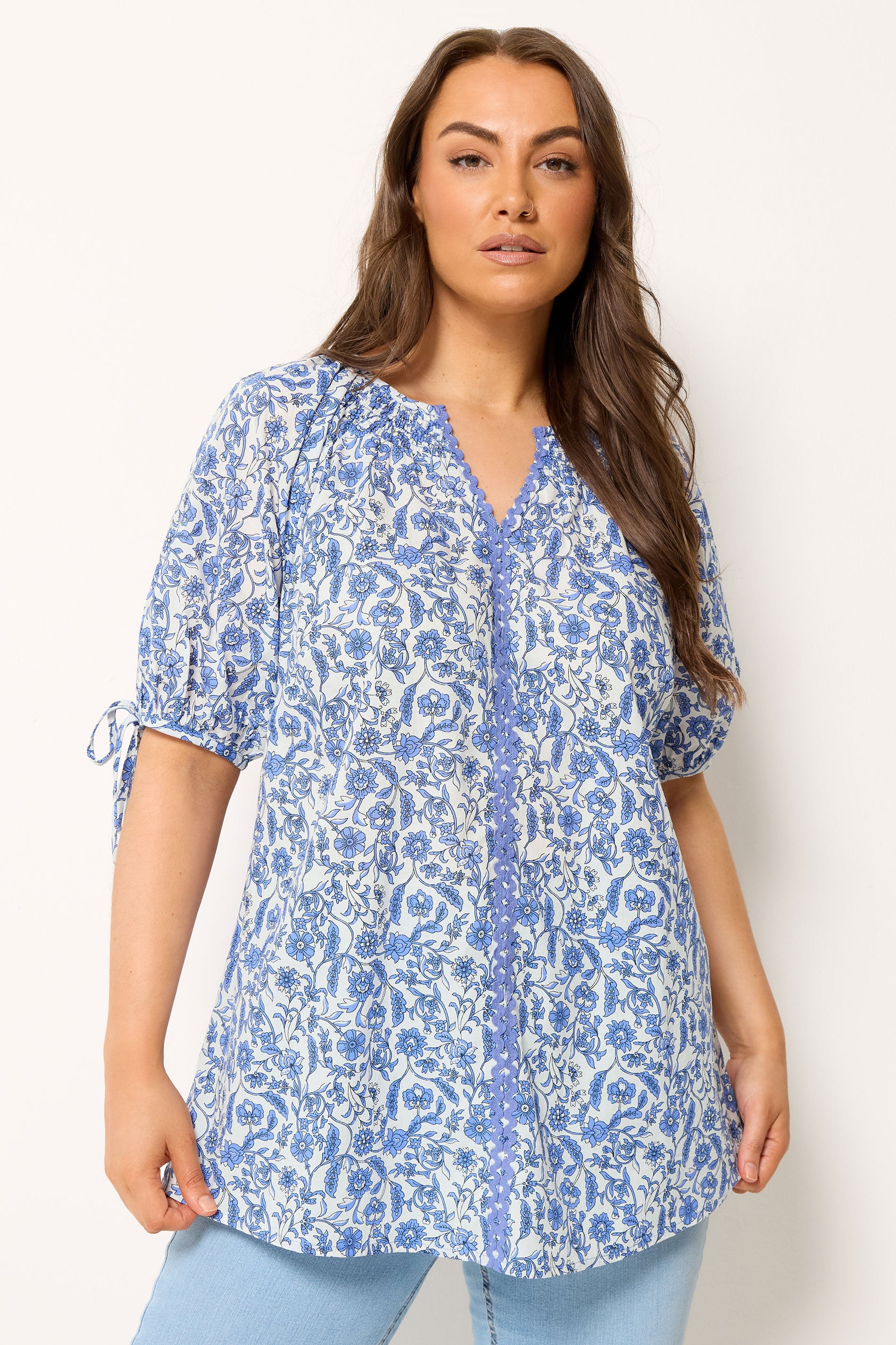 YOURS Plus Size Blue Floral Contrast Trim Blouse | Yours Clothing 3