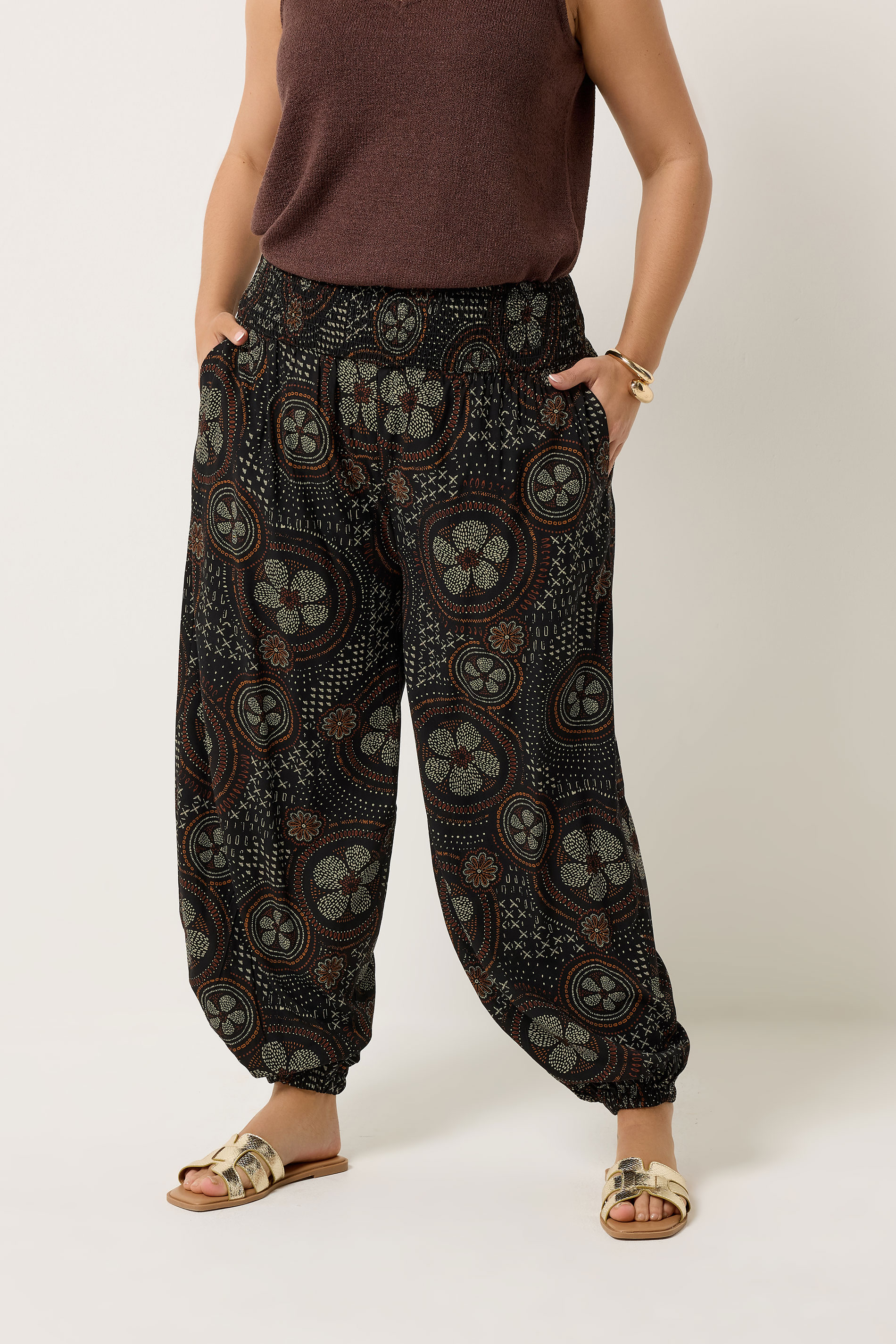 YOURS Plus Size Black Abstract Floral Balloon Trousers | Yours Clothing 3