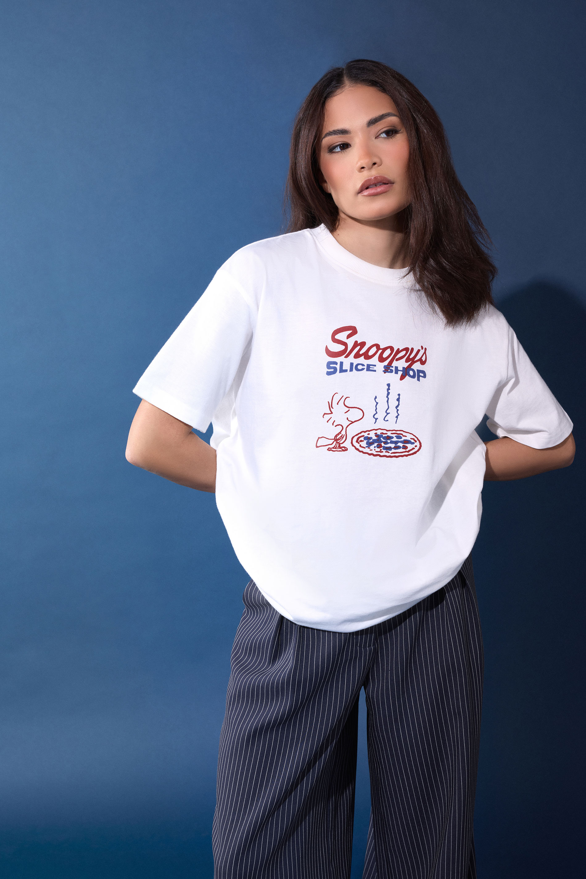 PixieGirl Petite Women's Ivory White Snoopy Graphic Cotton T-Shirt | PixieGirl 3