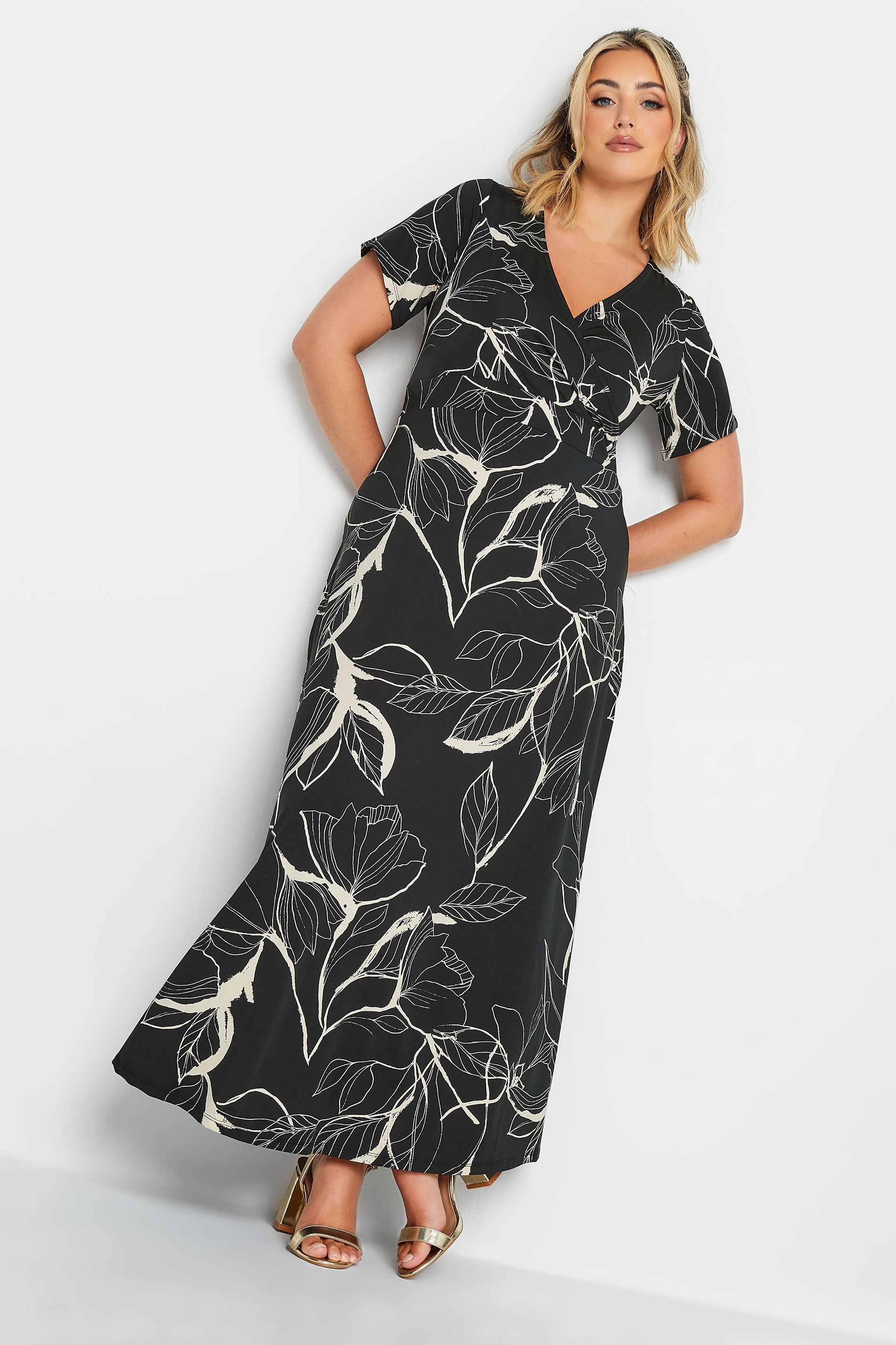 Plus Size Black Floral V-Neck Midaxi Dress | Yours Clothing 2