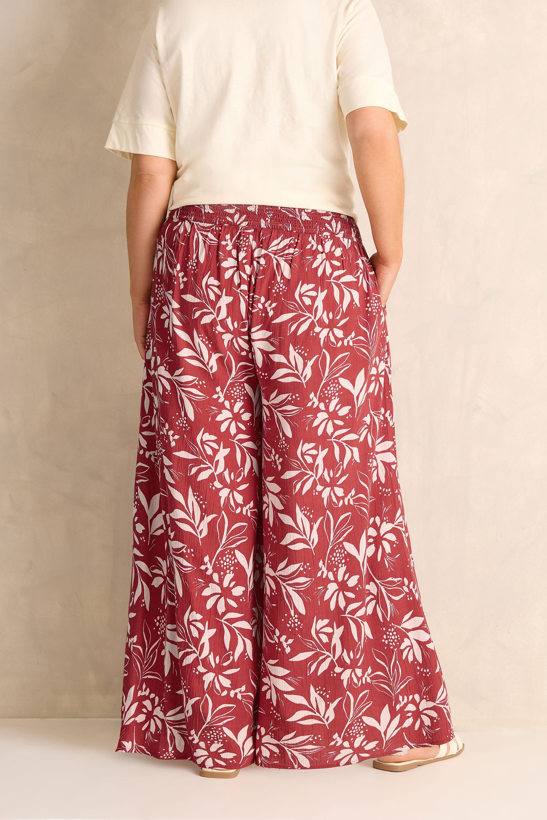 EVANS Plus Size Orange Leaf Print Shirred Waist Trousers | Evans 4