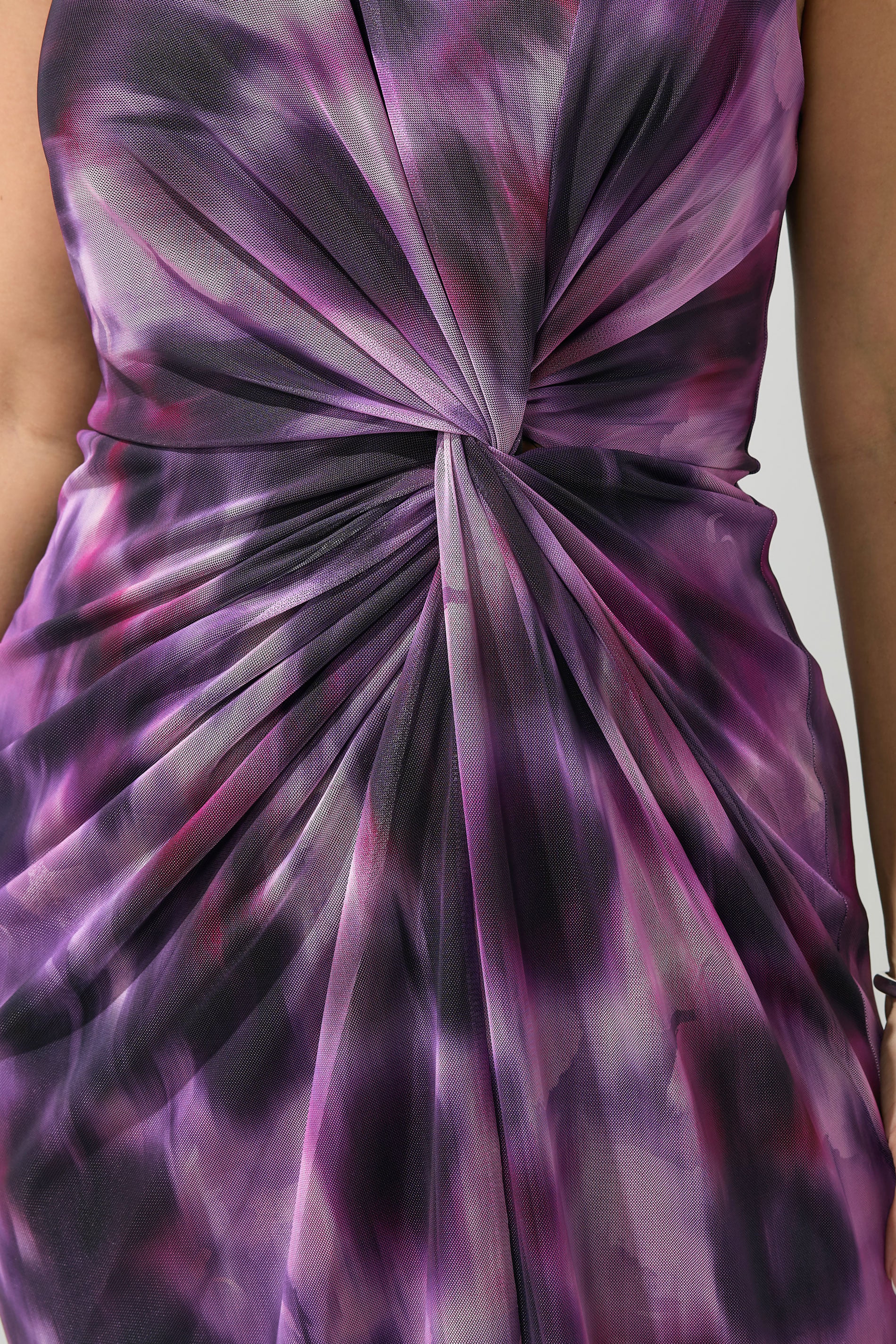 YOURS LONDON Plus Size Purple Abstract Twist Maxi Dress | Yours Clothing 4