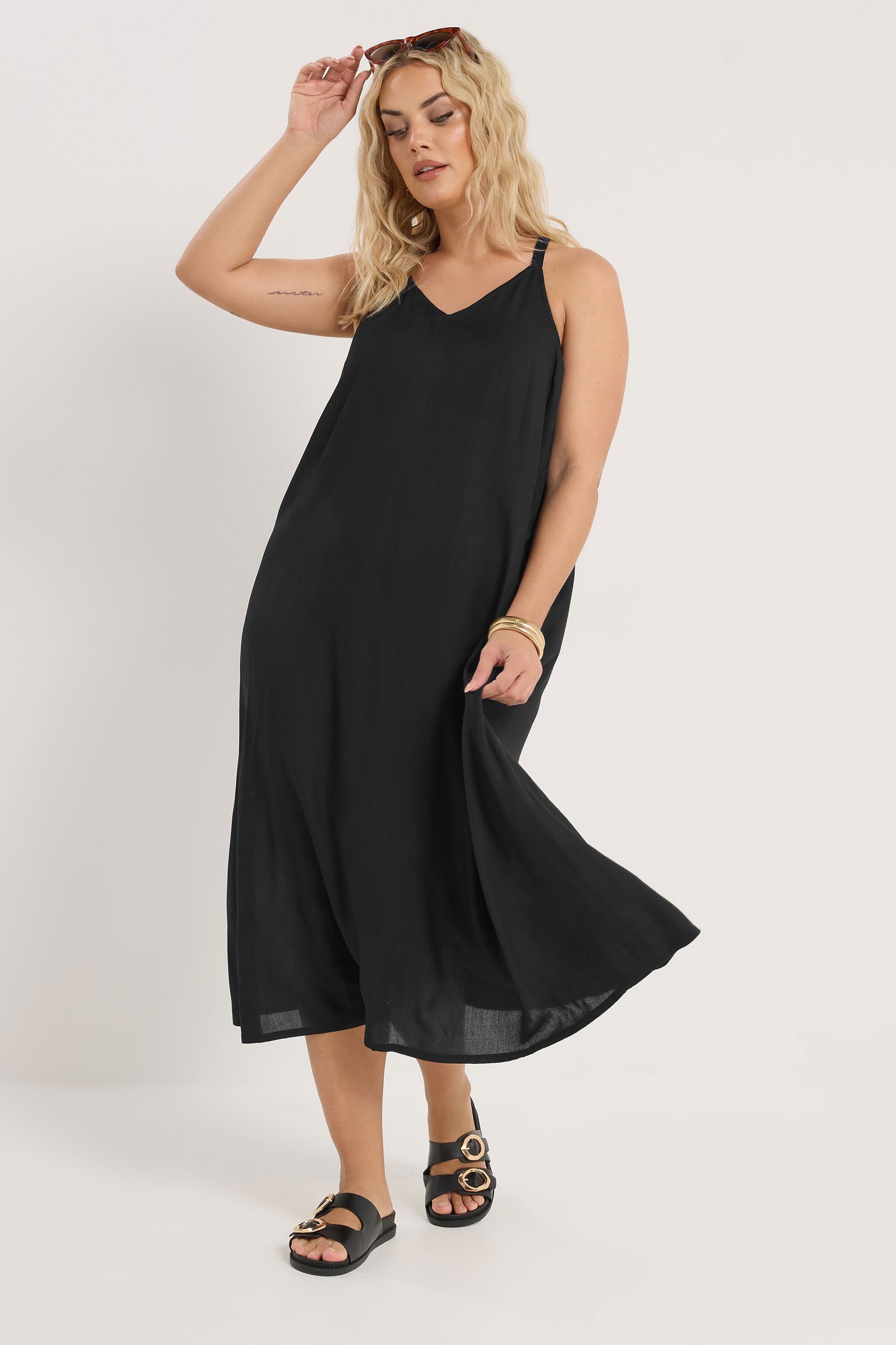 YOURS Plus Size Black Throw On Maxi Dress | Yours Clothing 2