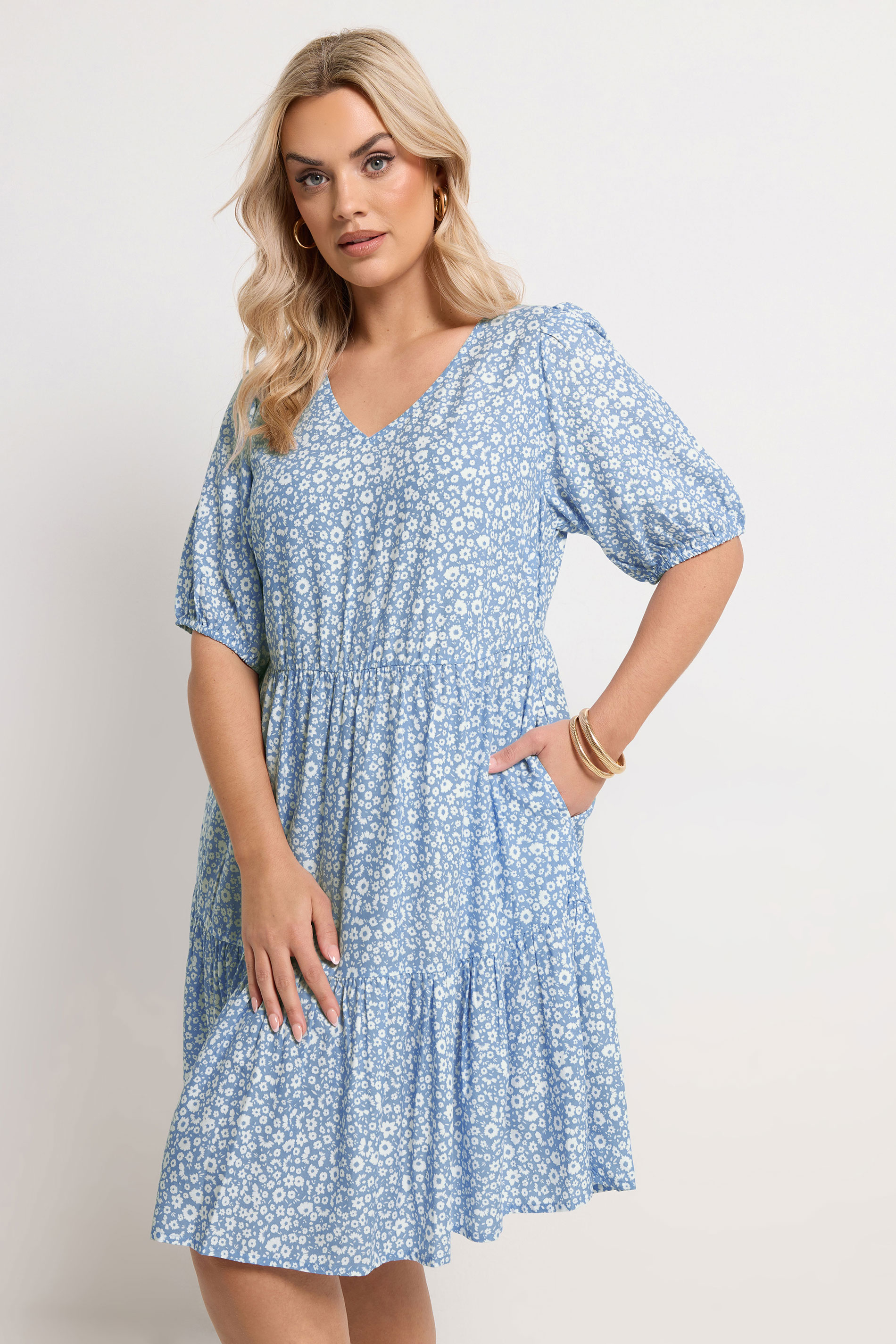 YOURS Plus Size Blue Ditsy Tiered Smock Dress 3