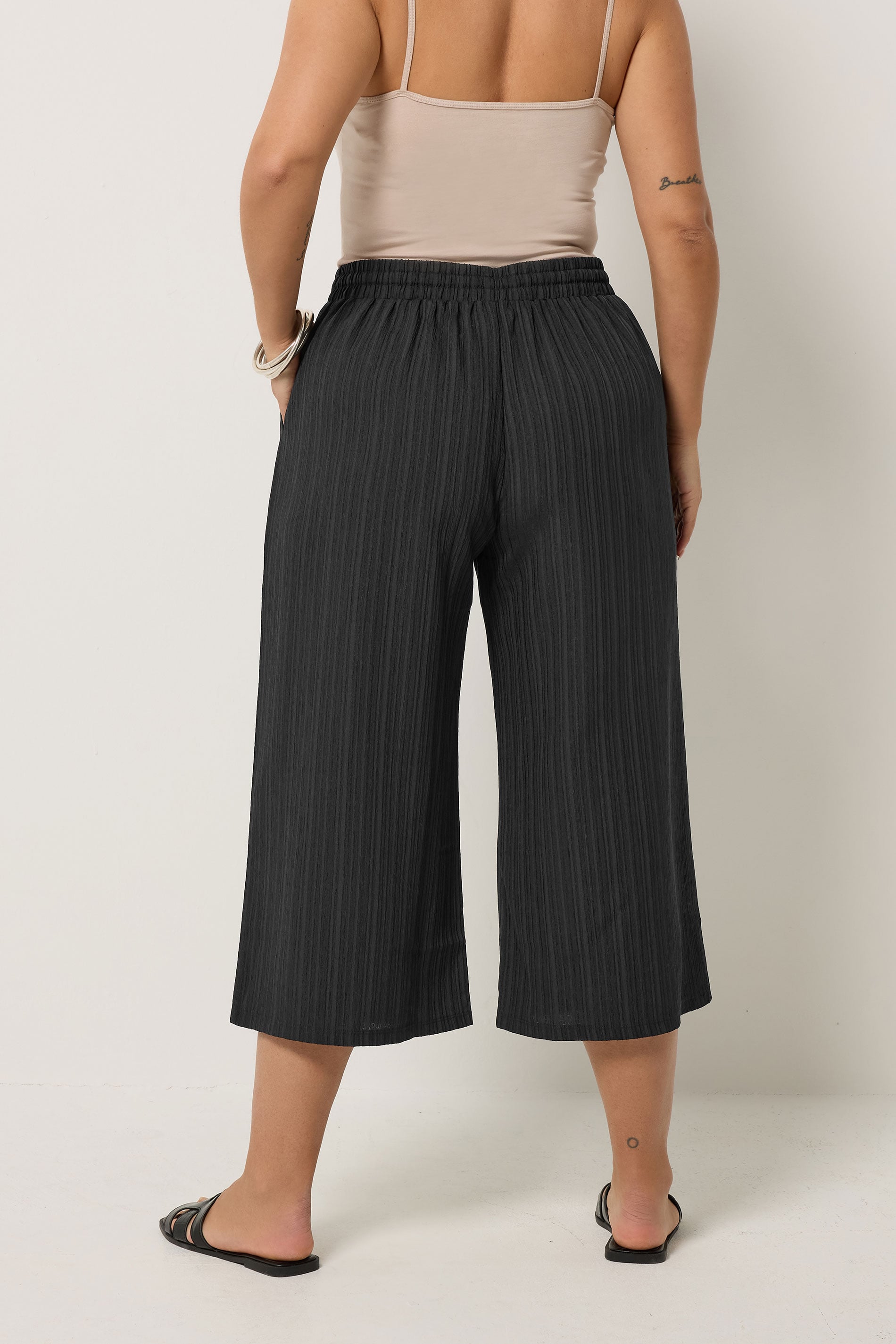 YOURS Plus Size Black Textured Crop Trousers | Yours Clothing 2
