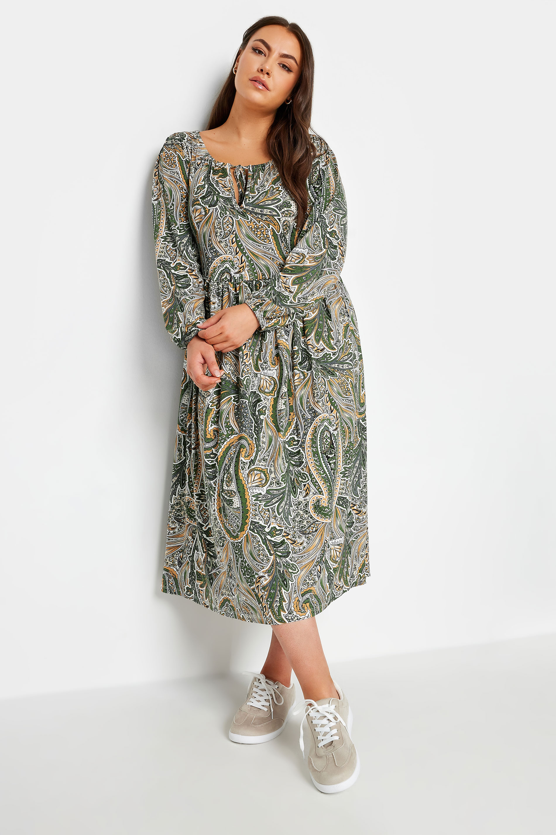 YOURS Plus Size Green Paisley Print Midaxi Dress | Yours Clothing 1