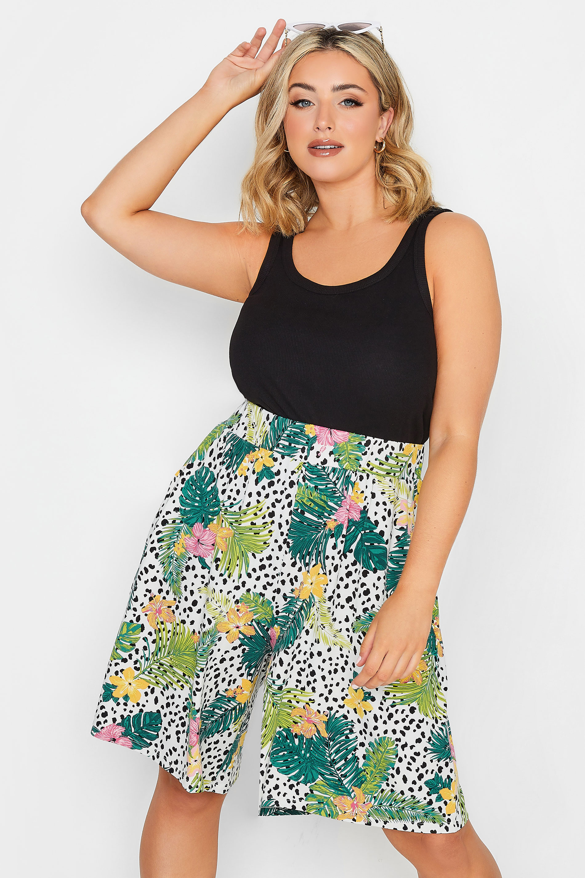 YOURS Curve Plus Size White Mixed Tropcial Print Jersey Shorts | Yours Clothing 1
