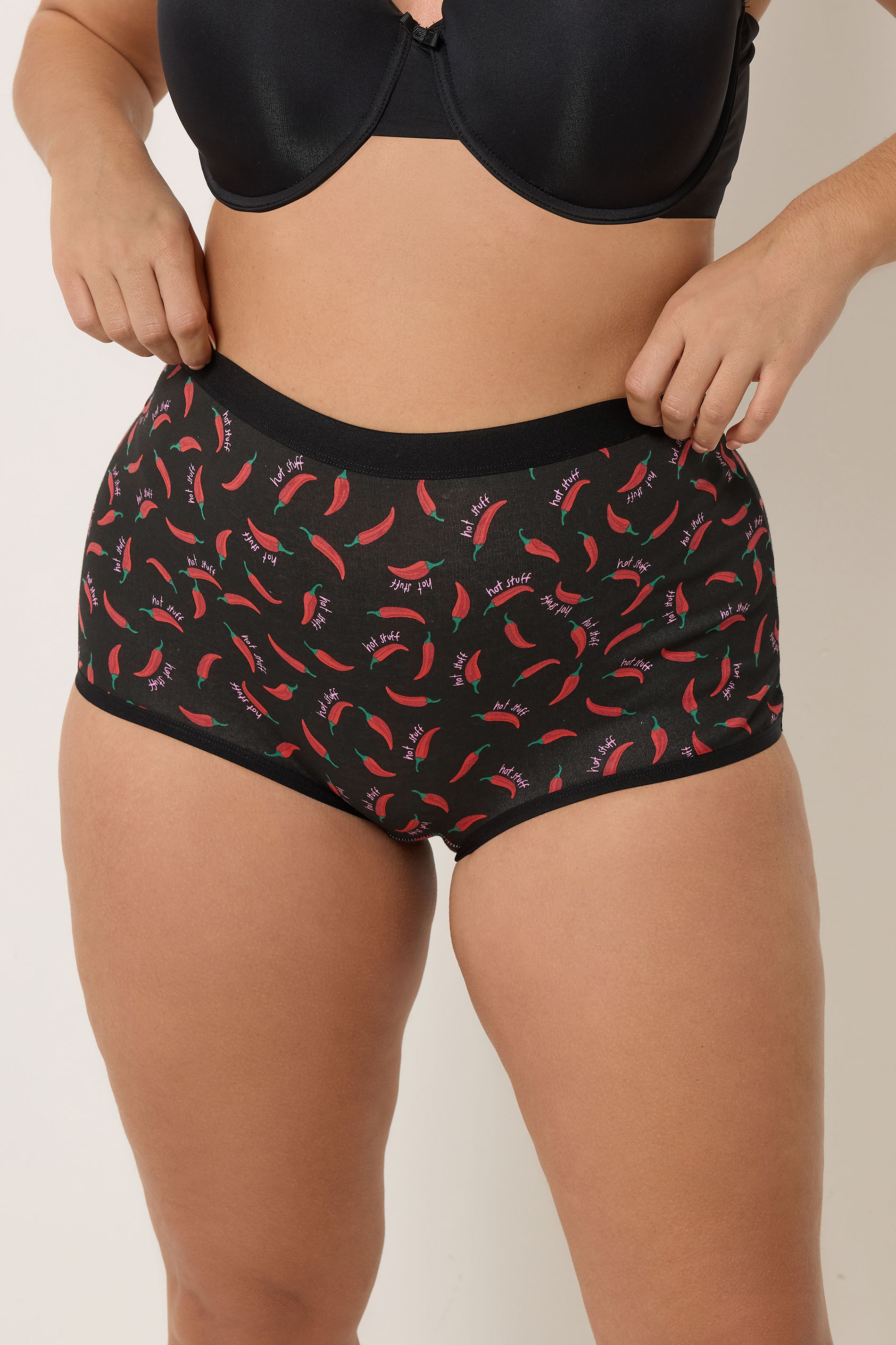 YOURSET 5 PACK Plus Size Black Chili Print Shorts  |Yours Clothing 2