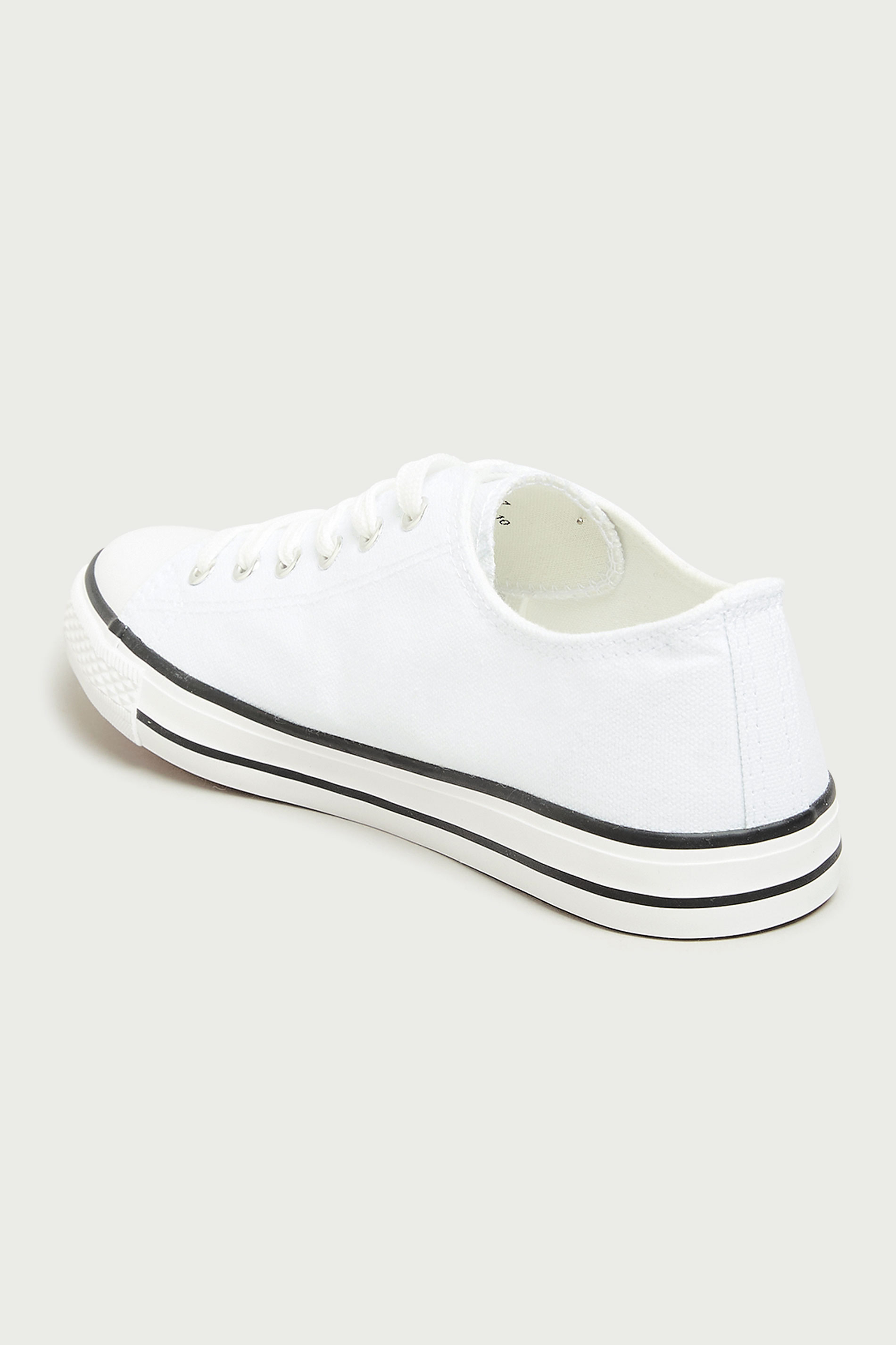 Grande taille  Trainers Grande taille  Lace Ups | LTS White Canvas Low Trainers In Standard D Fit - NO58877