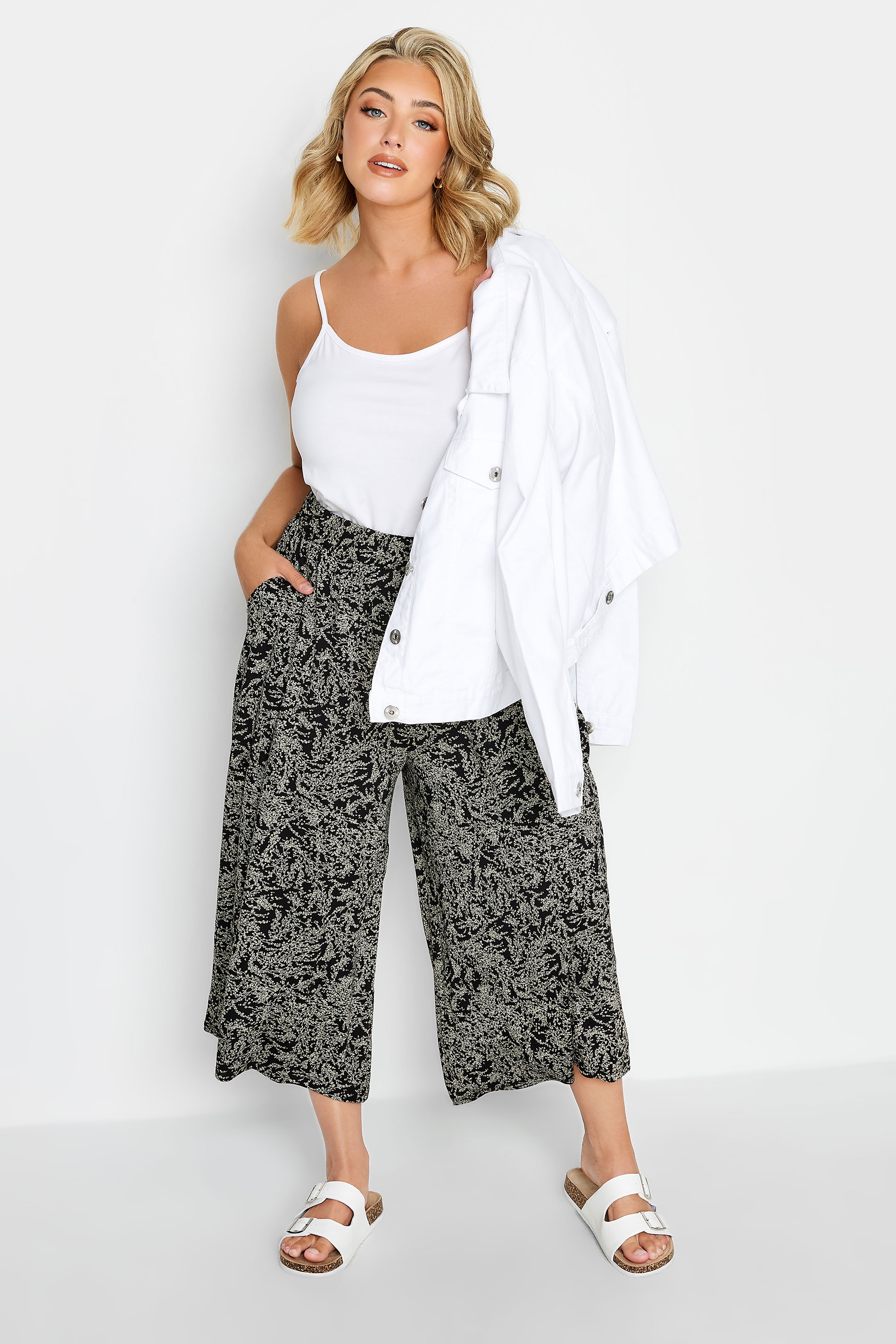 YOURS Plus Size Black Ditsy Floral Print Midaxi Culottes | Yours Clothing 2