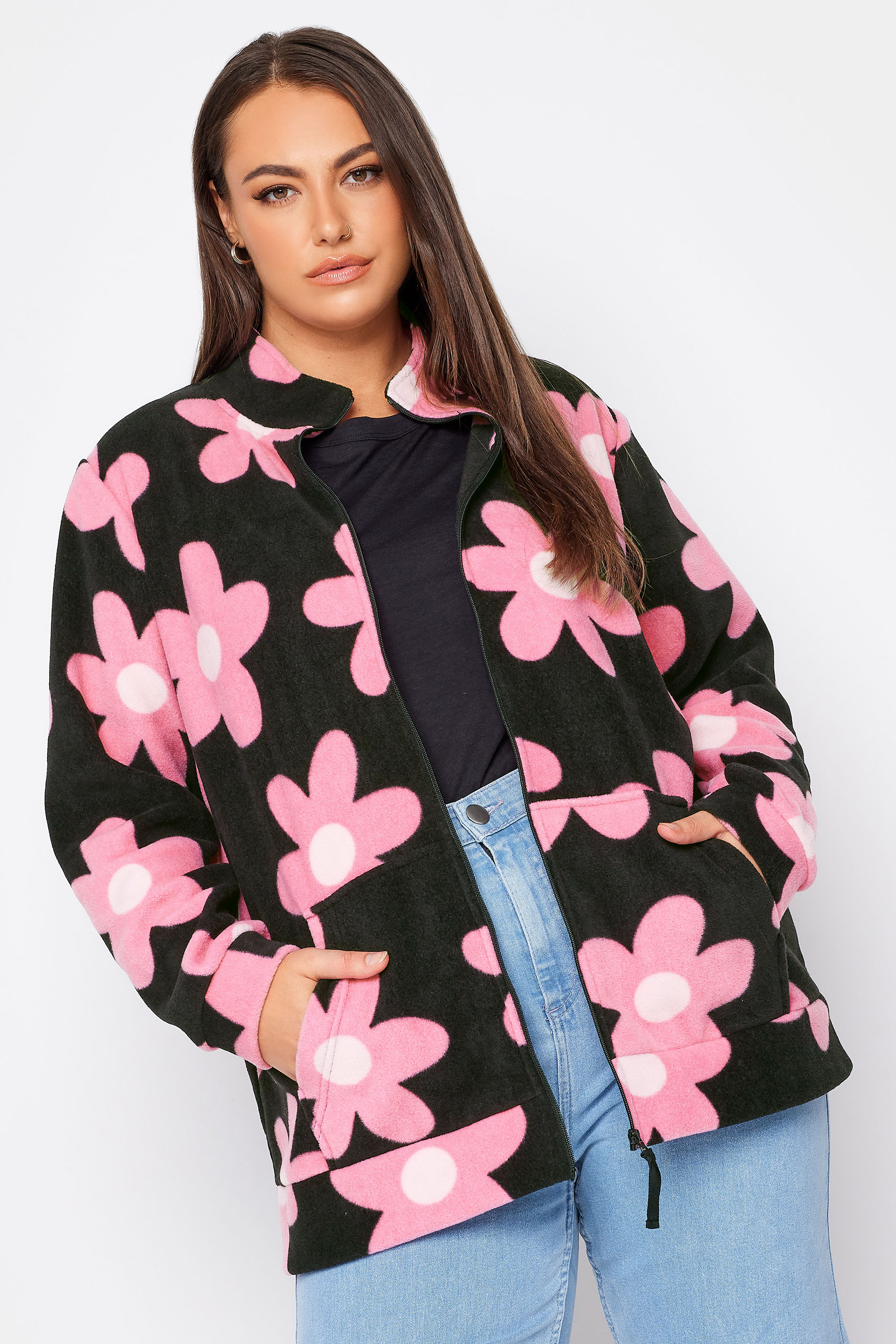 Product Video For YOURS Plus Size Black Floral Zip Fleece Jacket | Yours Clothing 1
