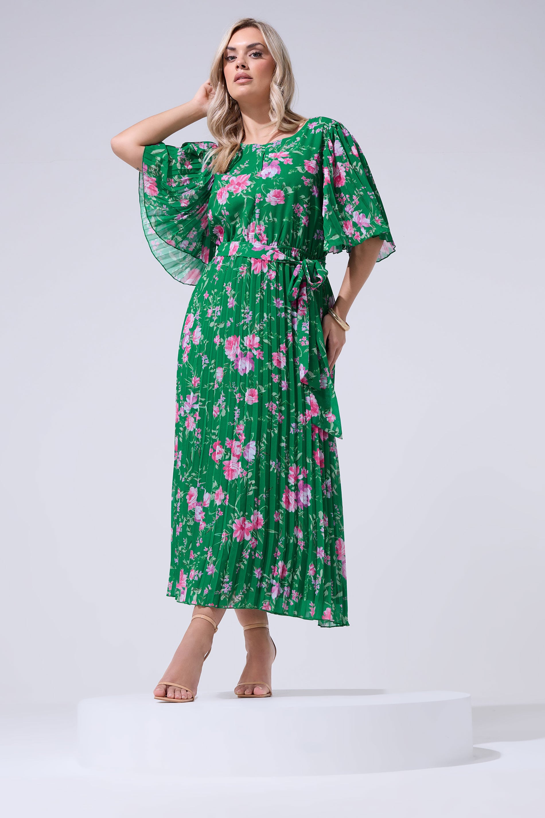 YOURS LONDON Plus Size Green Floral Pleated Maxi Dress | Yours Clothing 3