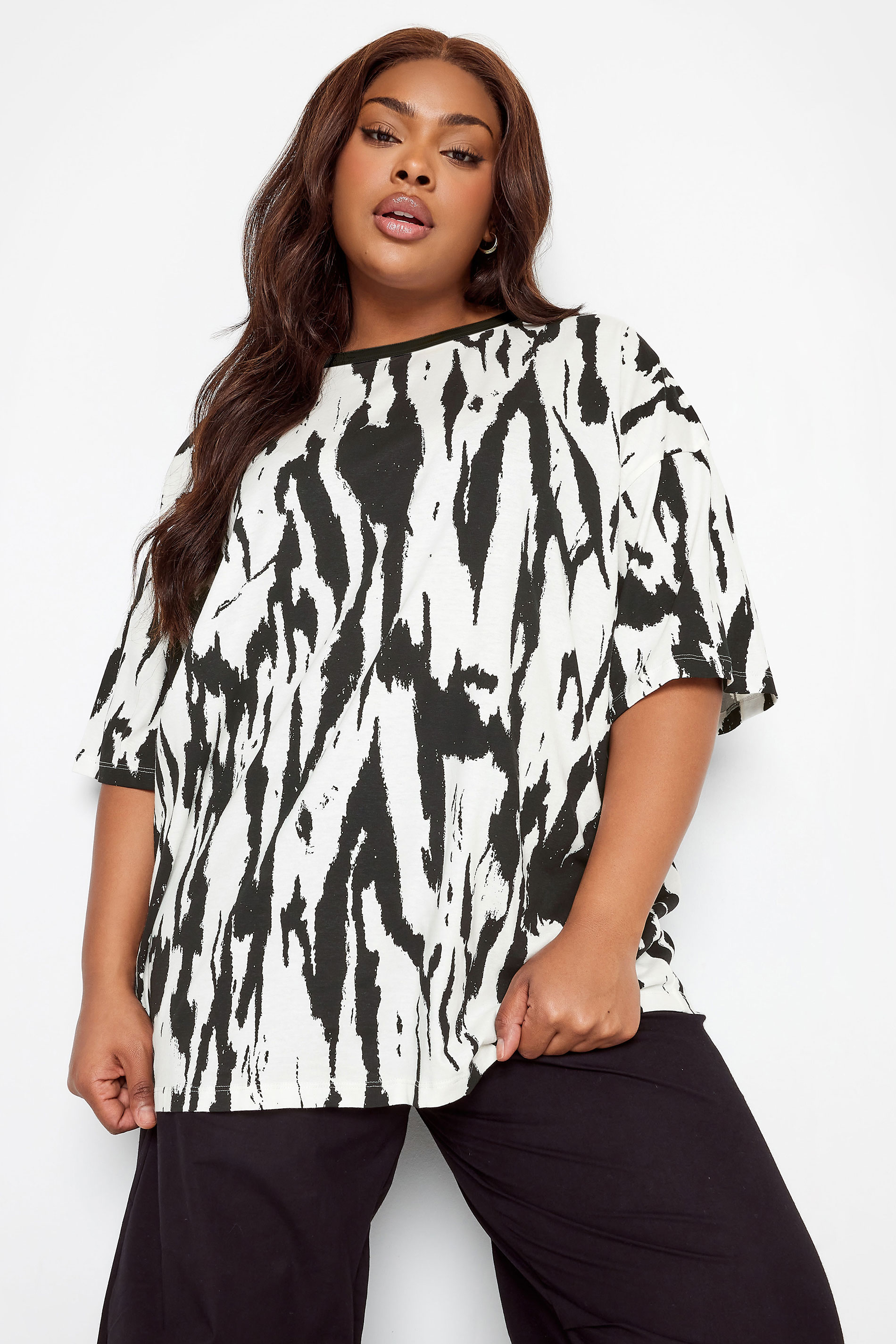 YOURS Curve Plus Size White Animal Print T-Shirt | Yours Clothing  1