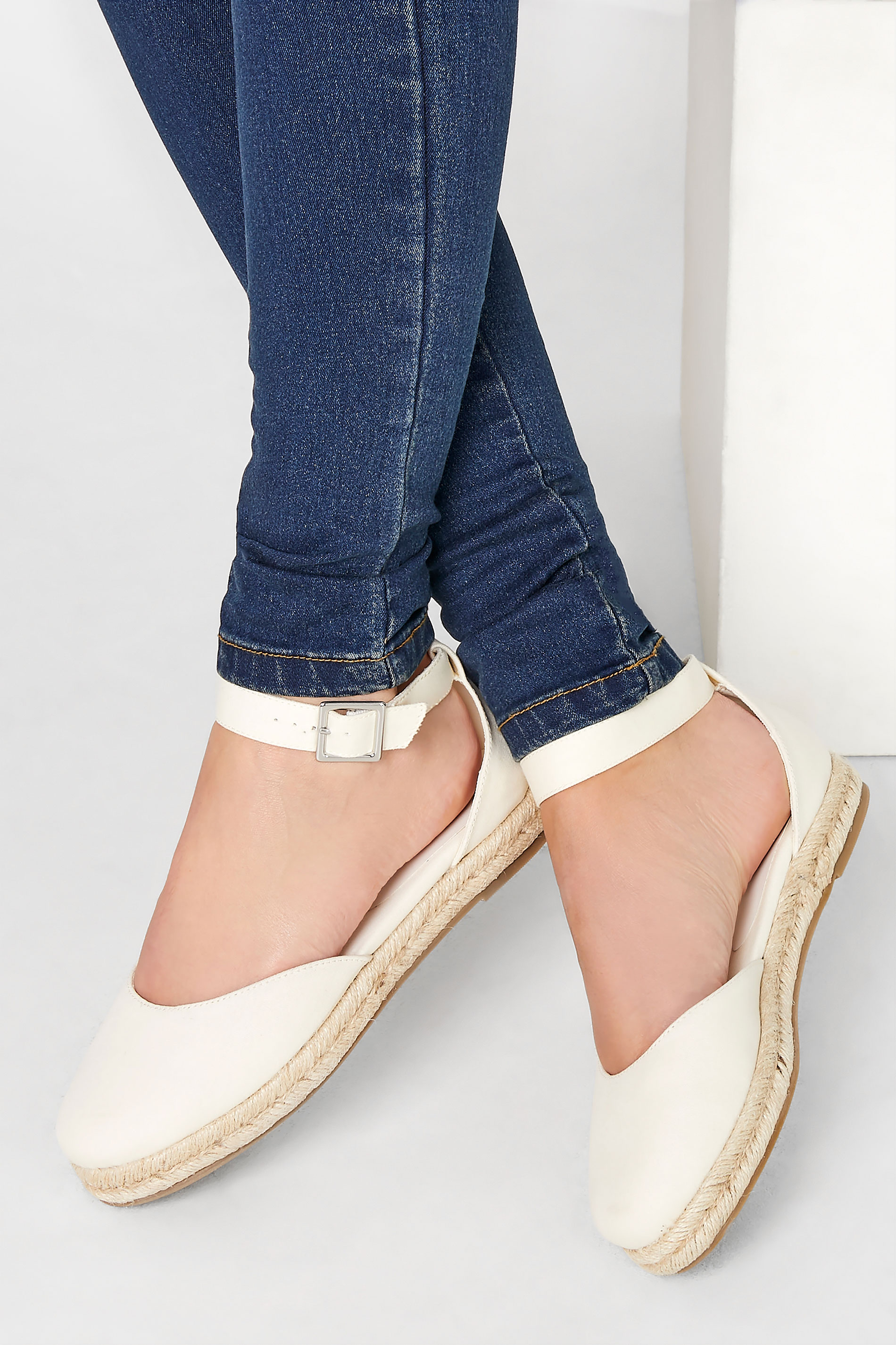 LTS White Closed Toe Espadrilles In Standard D Fit | Long Tall Sally  1