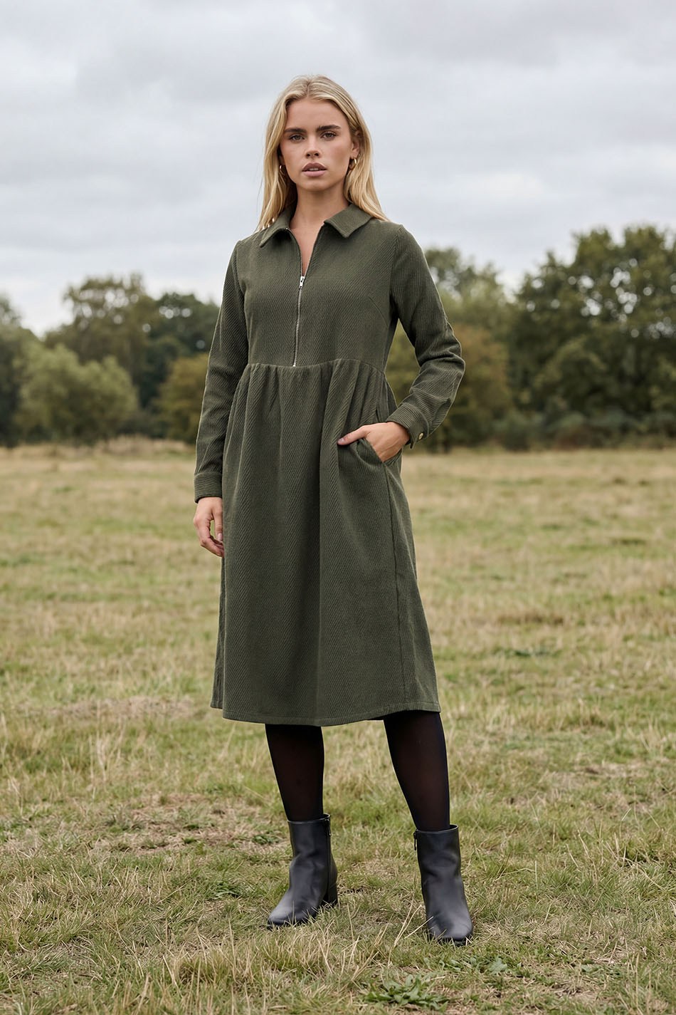 https://cdn.yoursclothing.com/Images/ProductImages/99999b88-69c9-4a_521094_A.jpg