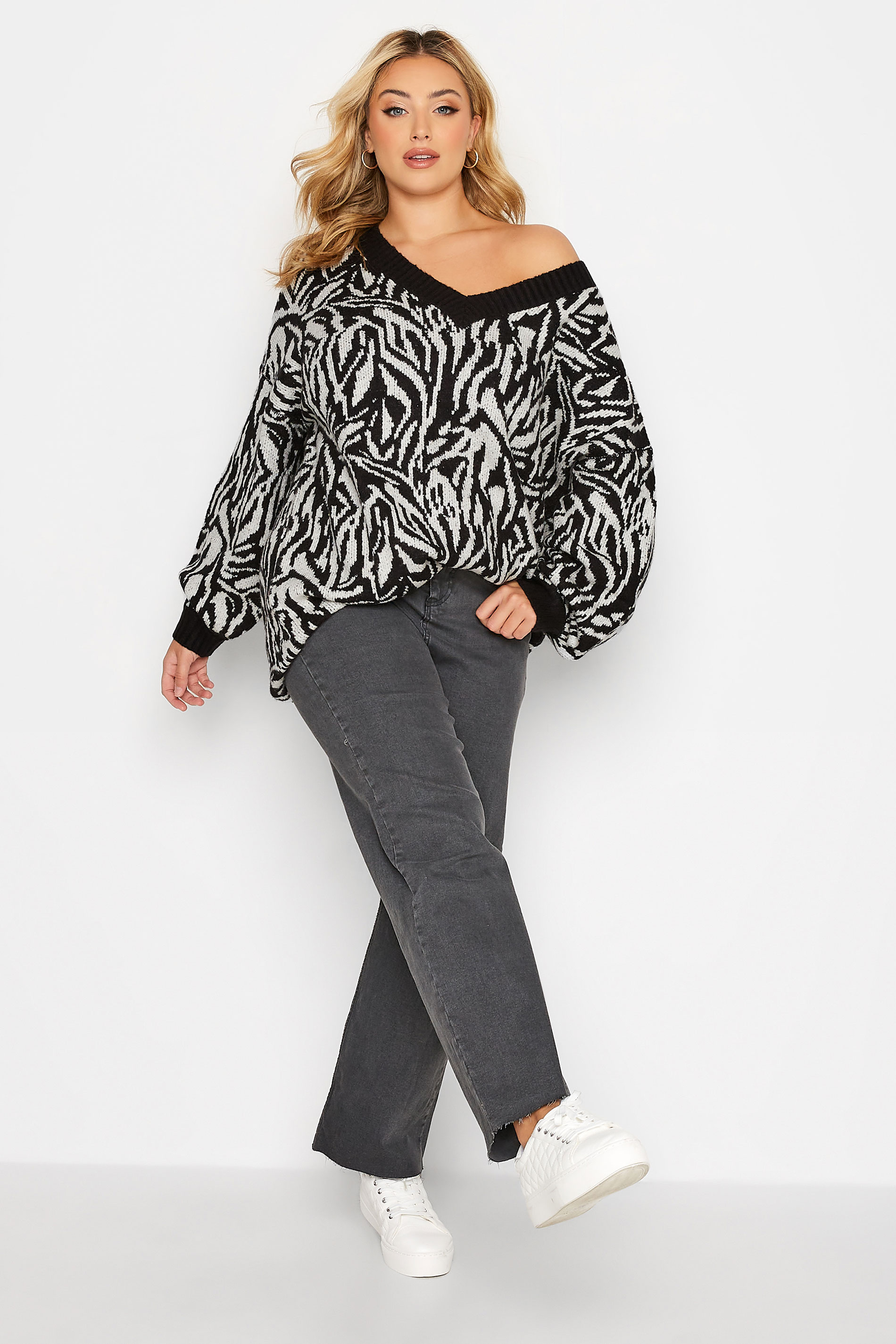 Plus Size Black Zebra Print V-Neck Jumper | Yours Clothing 3