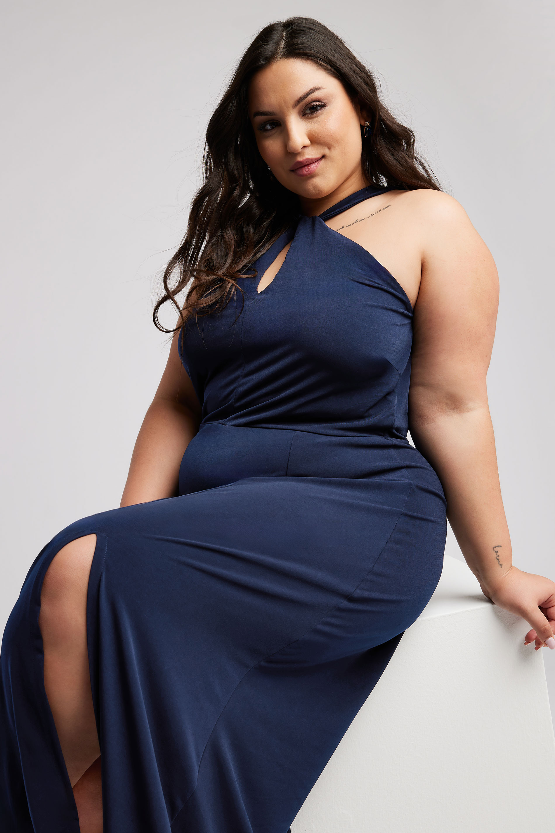 YOURS LONDON Plus Size Navy Blue Twist Halter Neck Maxi Dress | Yours Clothing 2