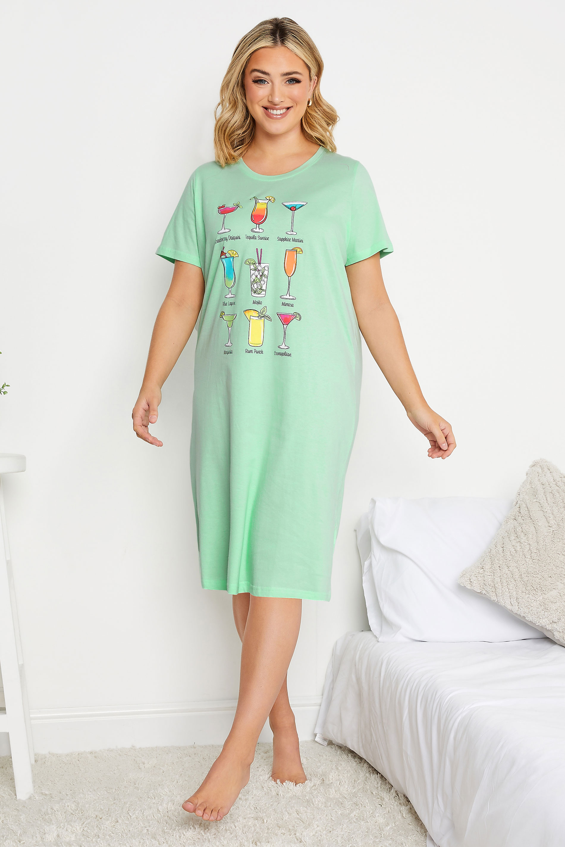 YOURS Curve Plus Size Green Cocktail Print Nightdress | Yours Clothing  1