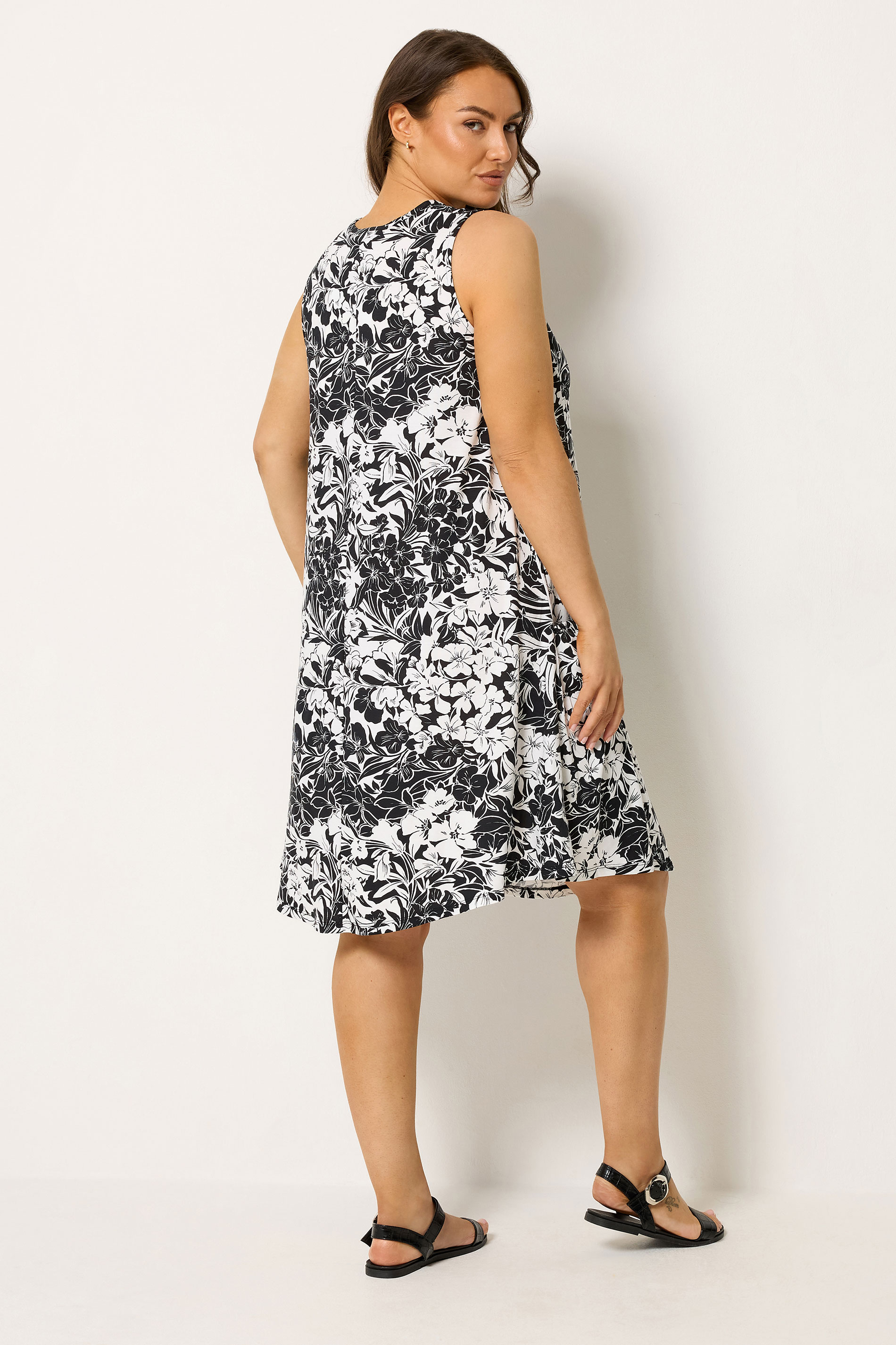 YOURS Plus Size Black Floral Drape Pocket Dress | Yours Clothing 2