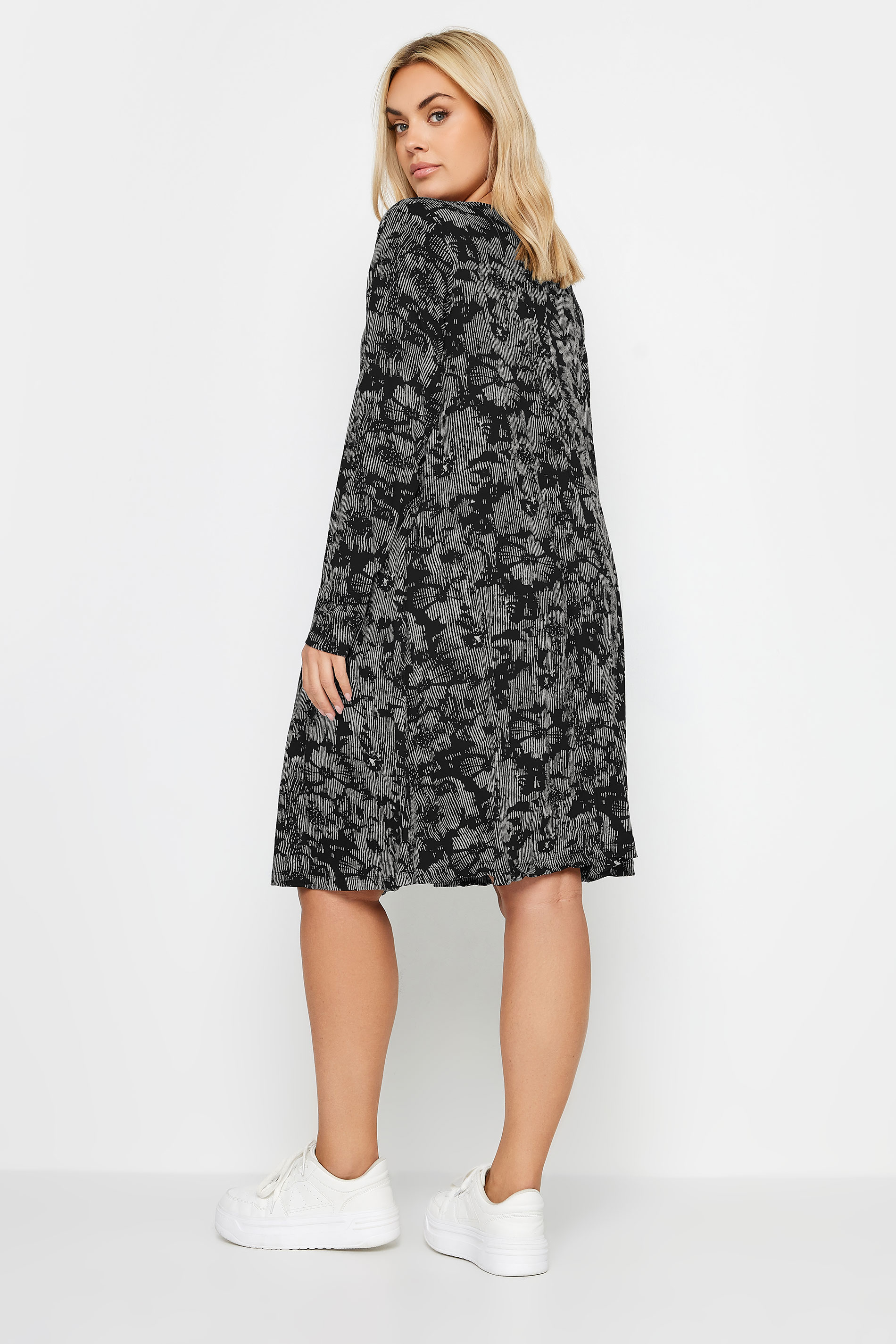 YOURS Plus Size Black Floral Print Pleat Front Midi Dress | Yours Clothing 3