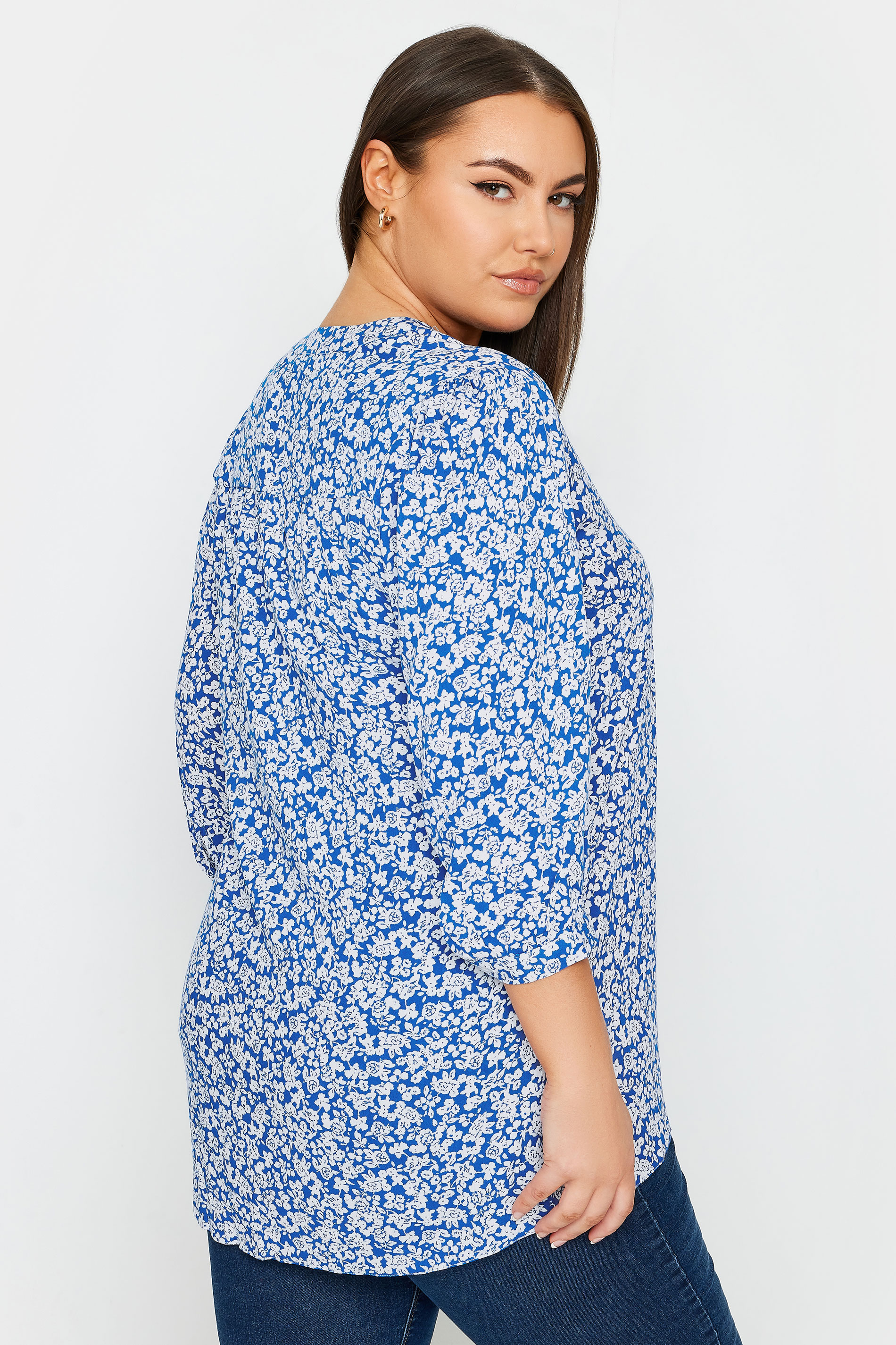YOURS Plus Size Blue Floral Print Pintuck Blouse | Yours Clothing 3